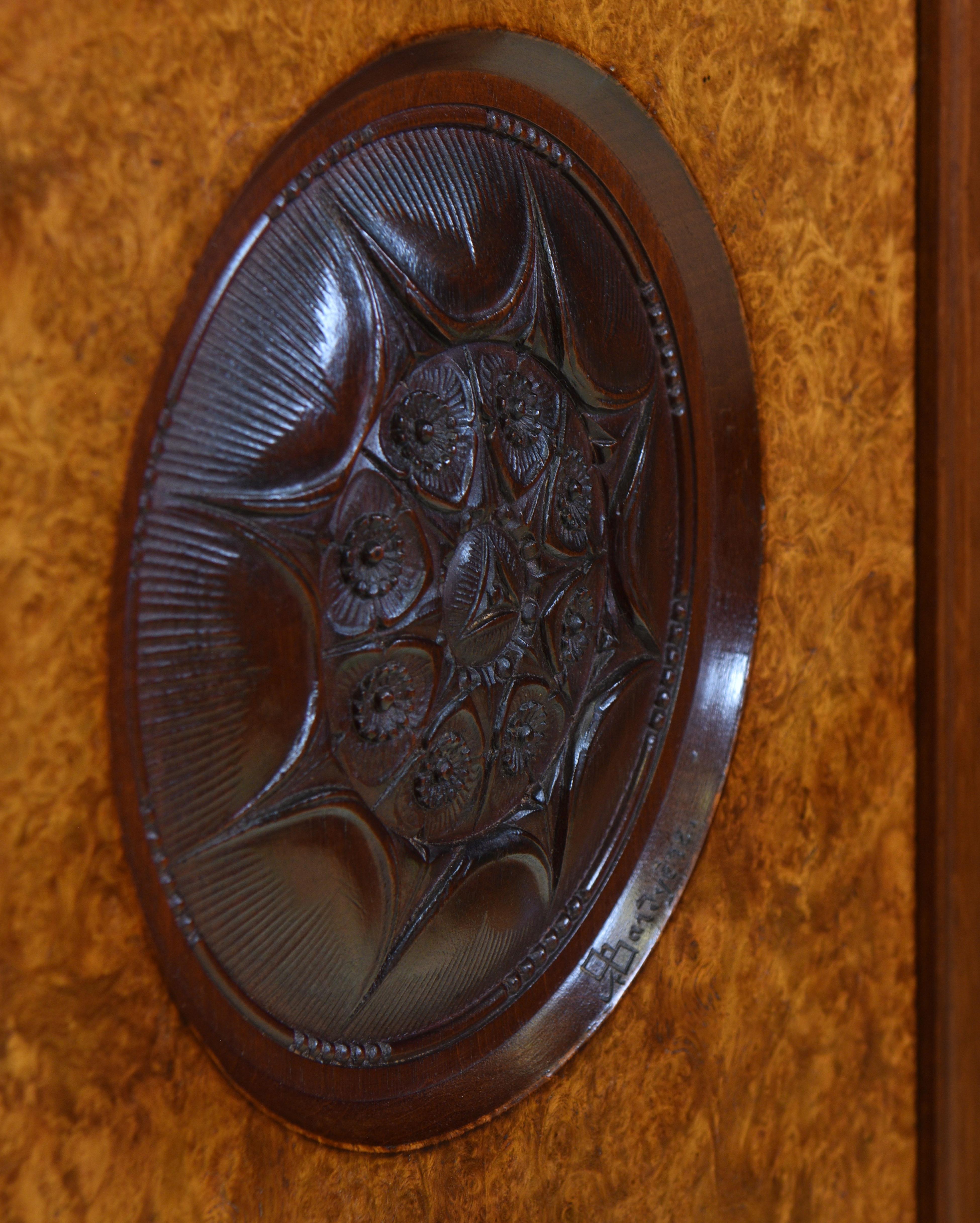 Raffinato gabinetto Amboyna Art Deco di Georges De Bardyère, circa 1925 in vendita 9