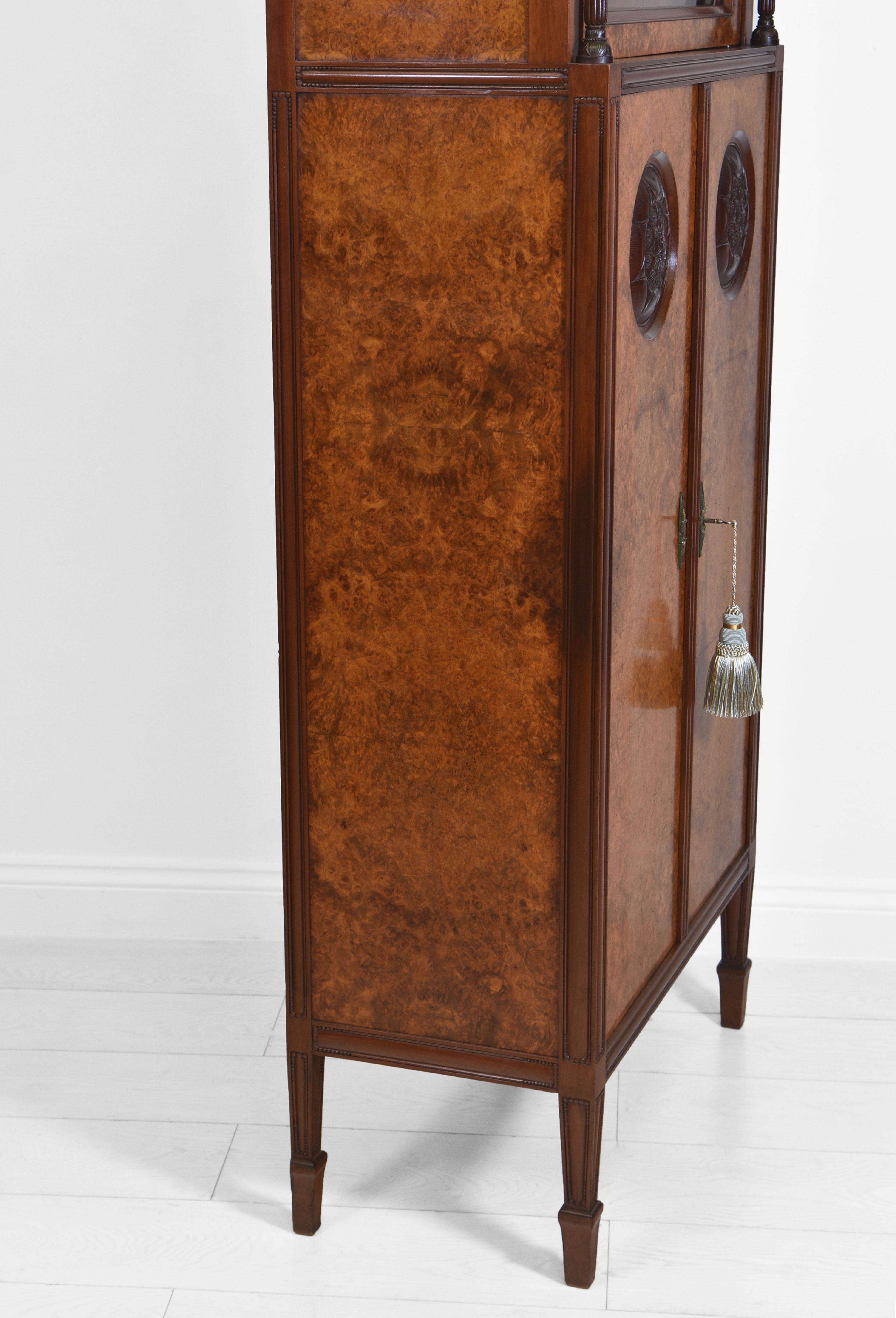 Raffinato gabinetto Amboyna Art Deco di Georges De Bardyère, circa 1925 in vendita 12
