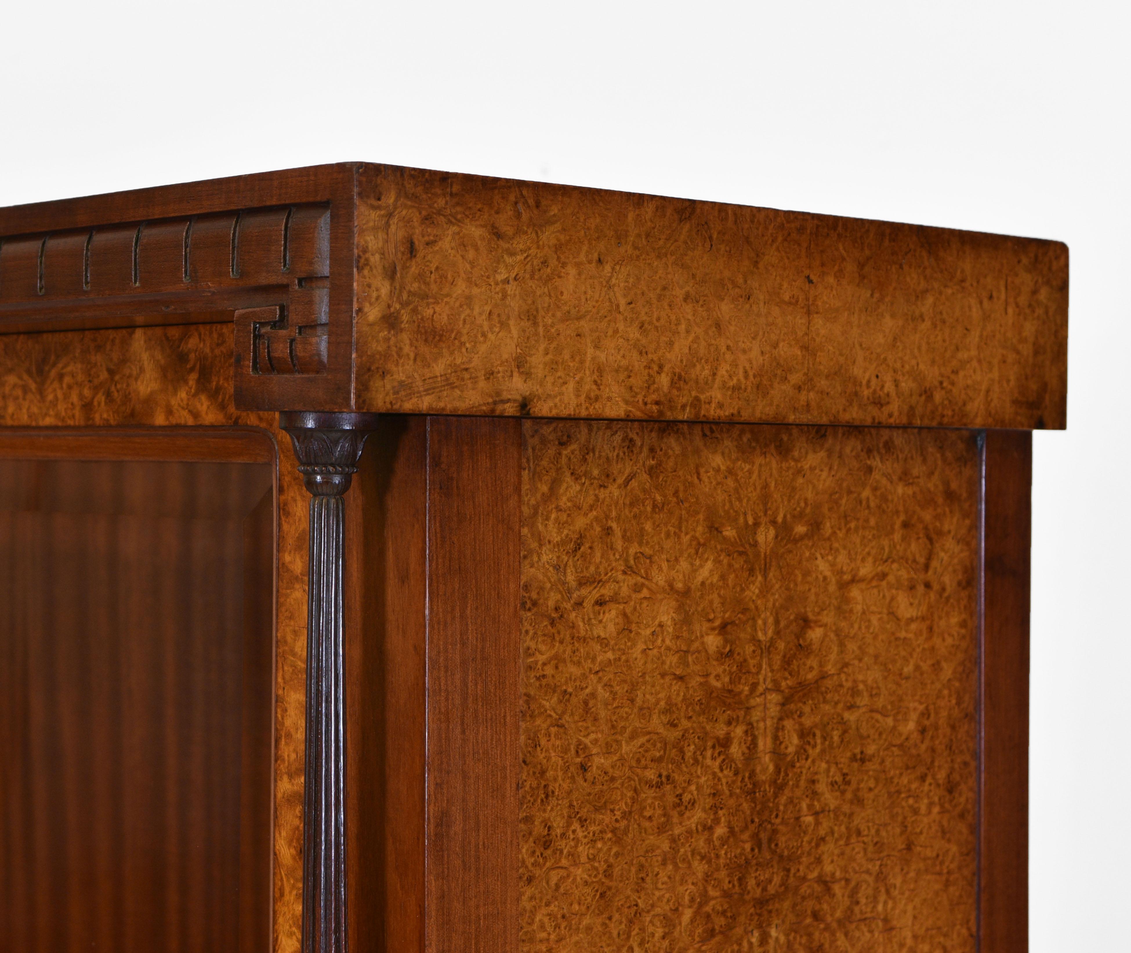 Hand-Carved Fine Art Deco Amboyna Cabinet By Georges De Bardyère Circa 1925 For Sale