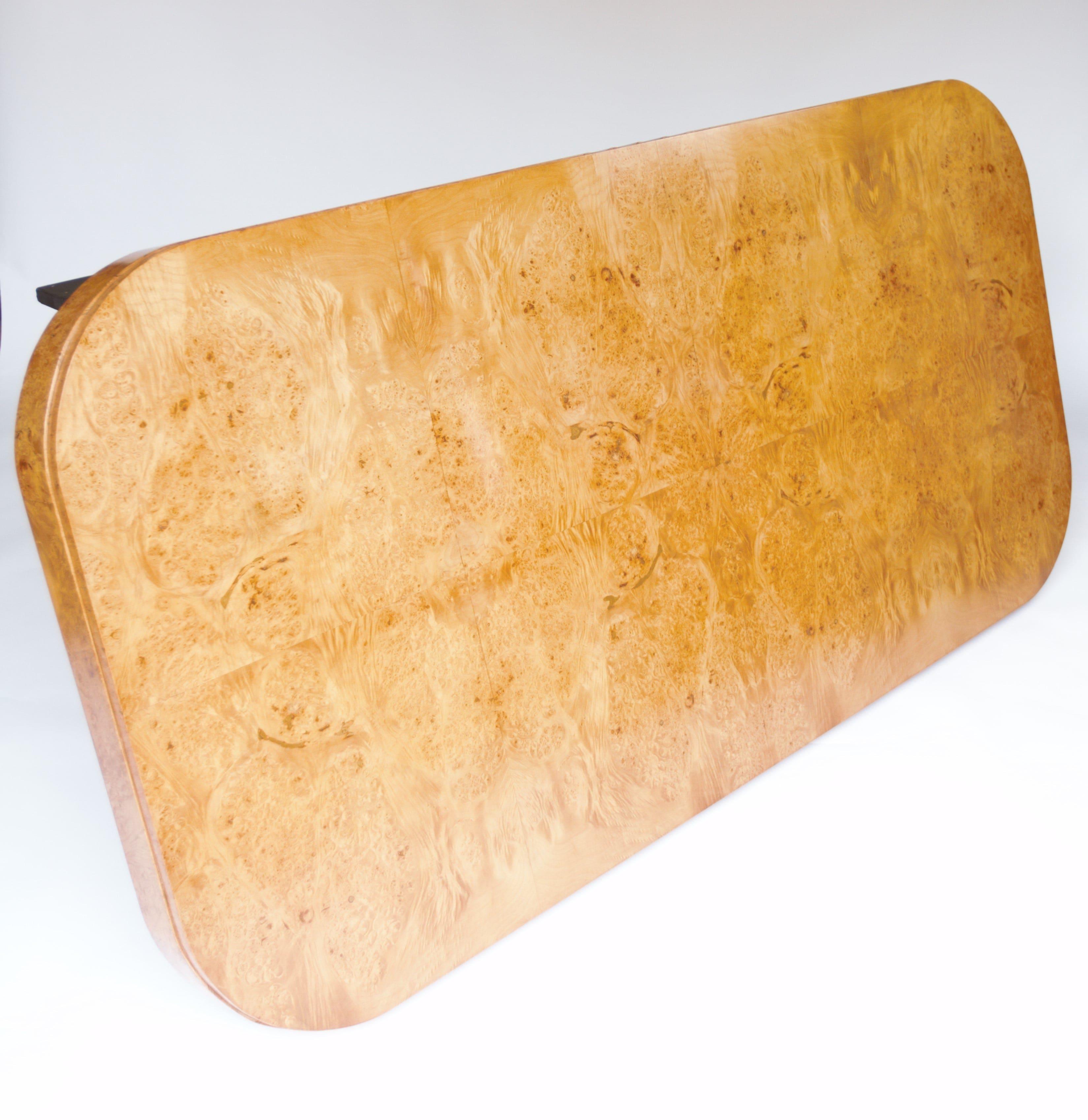 Polished Fine Art Deco Burr Walnut Dining Table circa 1930s