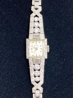 Hamilton Montre habillée en platine avec diamants de 4,8 carats, style Art déco