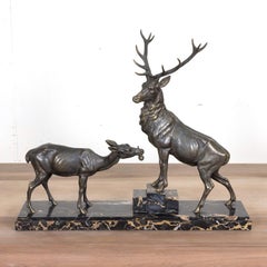 Sculpture animalière de cerf et de biche Louis Albert Carvin Spelter Art Déco