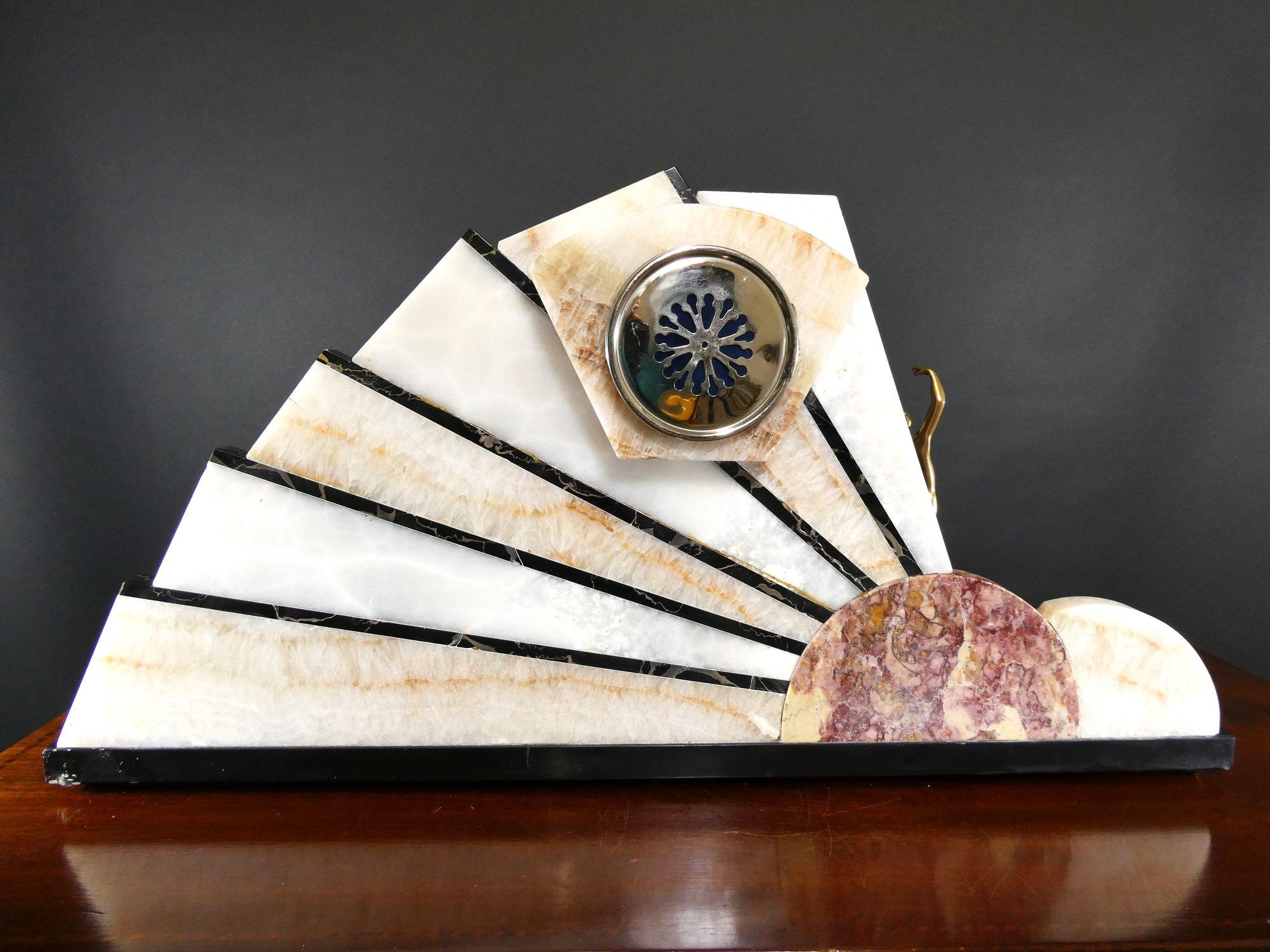 Fine Art Deco Marble Mantel Clock For Sale 3