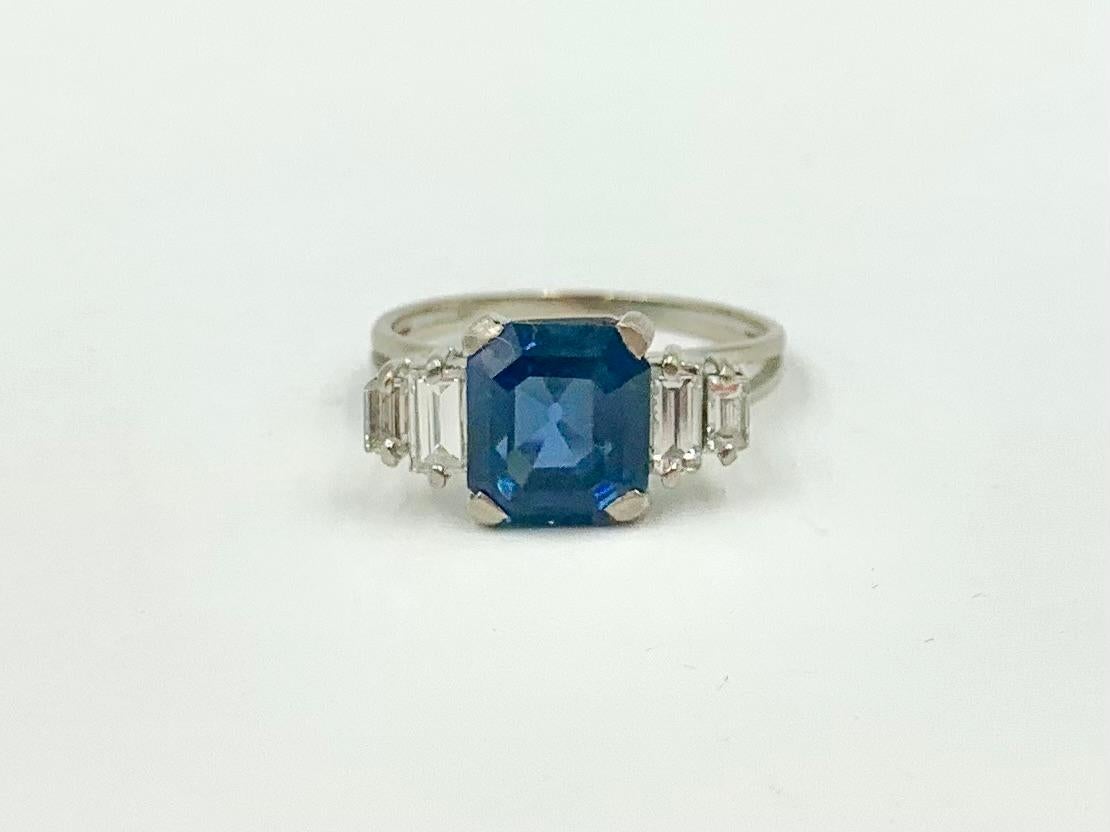 Women's or Men's Fine Art Deco Natural Sapphire Diamond 18K White Gold Engagement Ring, GIA For Sale