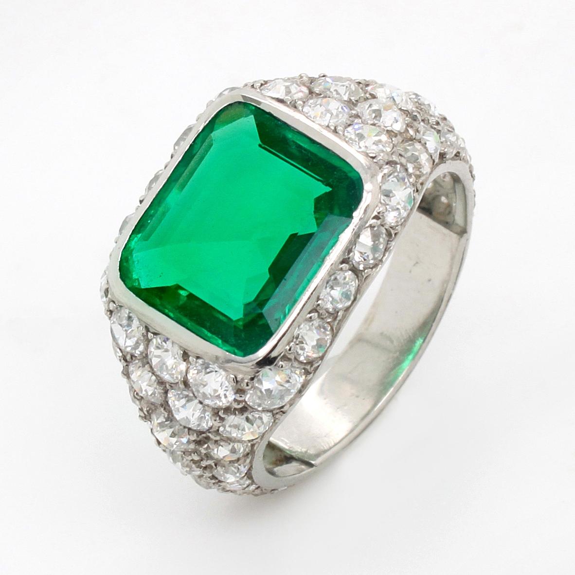 Fine Art Deco No-Oil Colombian Emerald and Diamond Ring, ca. 1920 For Sale 2