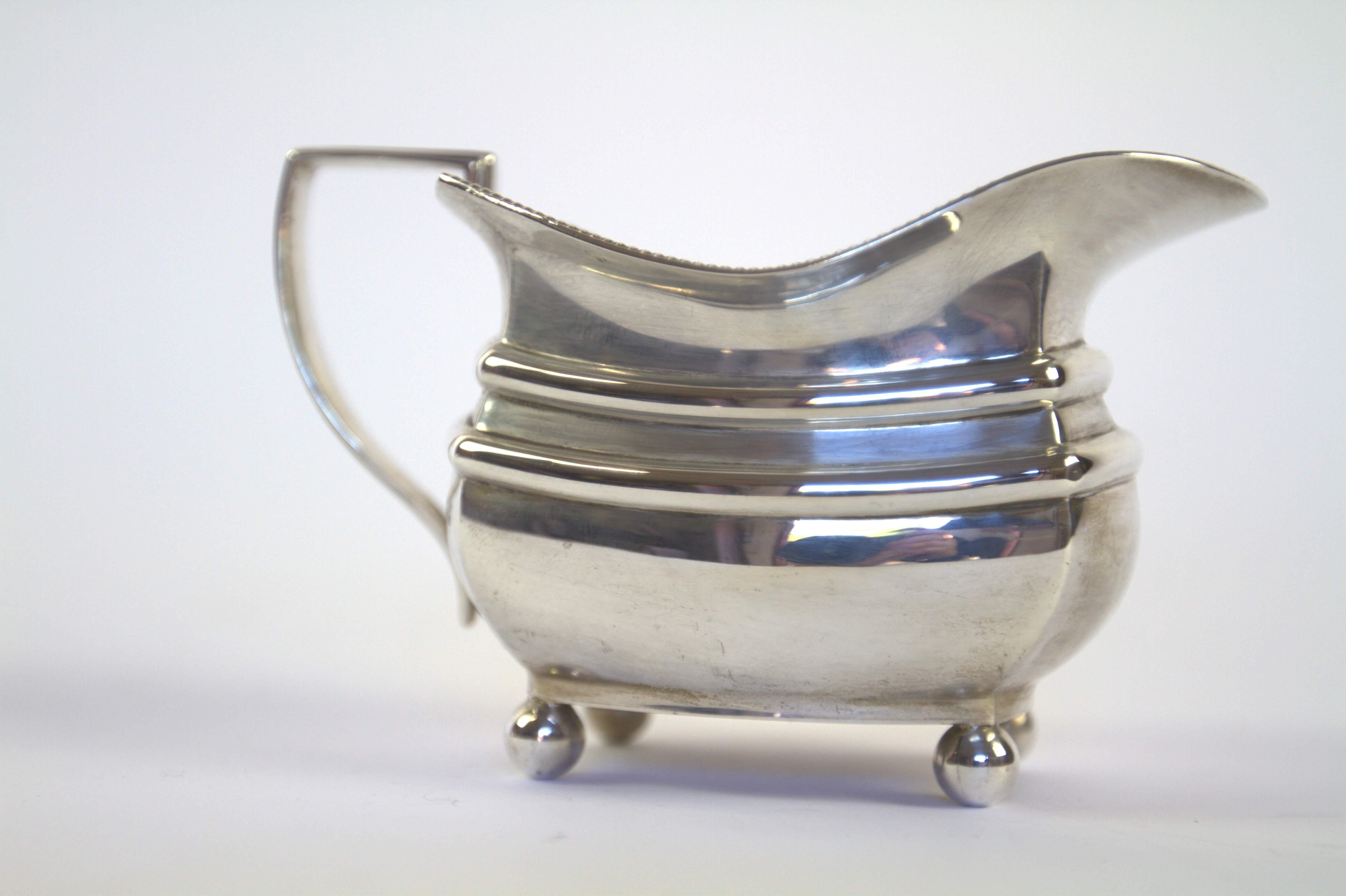 Raffinato set da tè e caffè in argento Art Deco 4pc Chester 1931 in vendita 9
