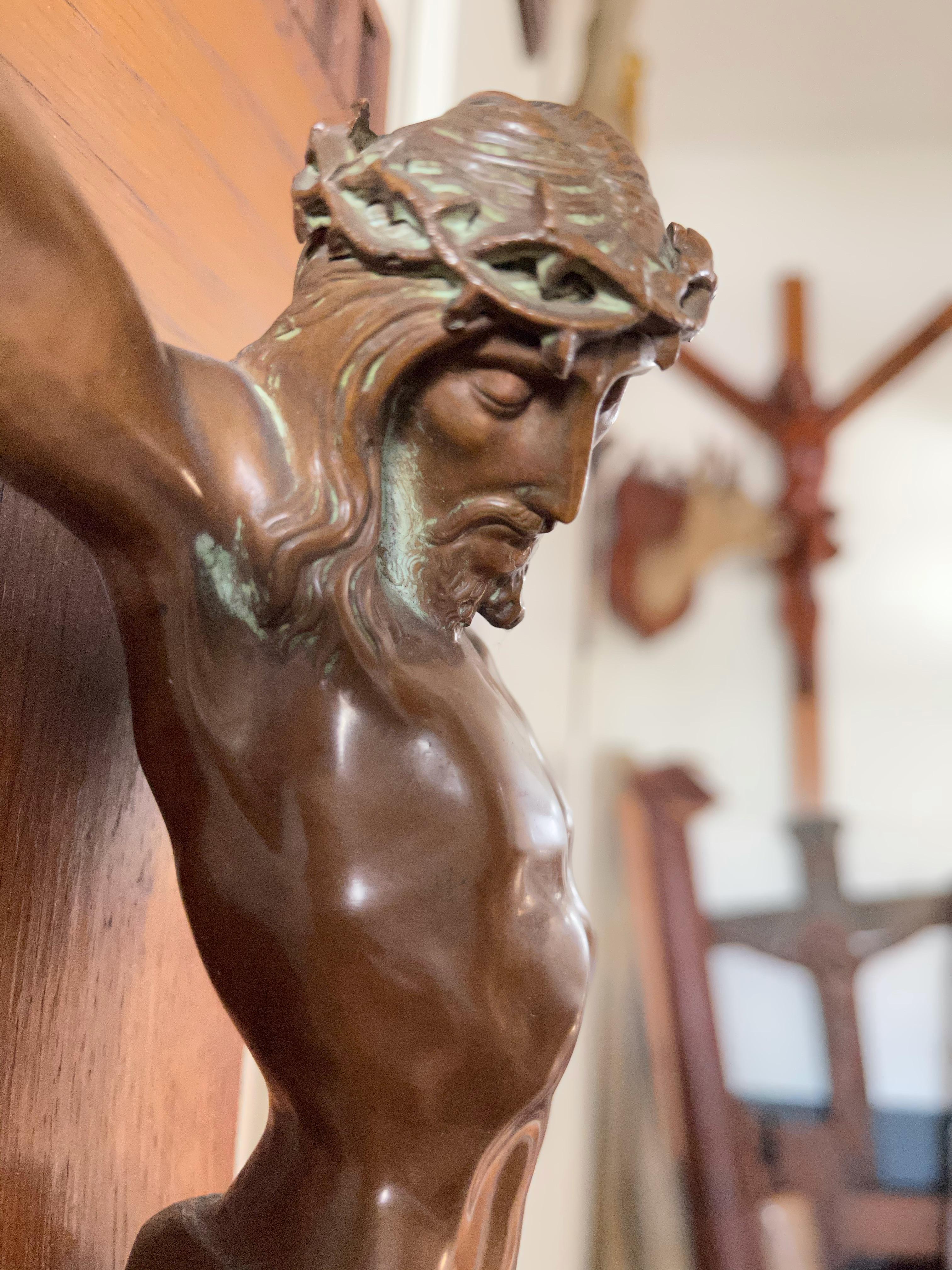 Stylish and meaningful fine work of art.

This Christian work of art dates from the 1920s. Over the centuries wall crucifixes have been made in all kinds of sizes and shapes, but the ones from the Art Deco era seem to be the most distinctive in