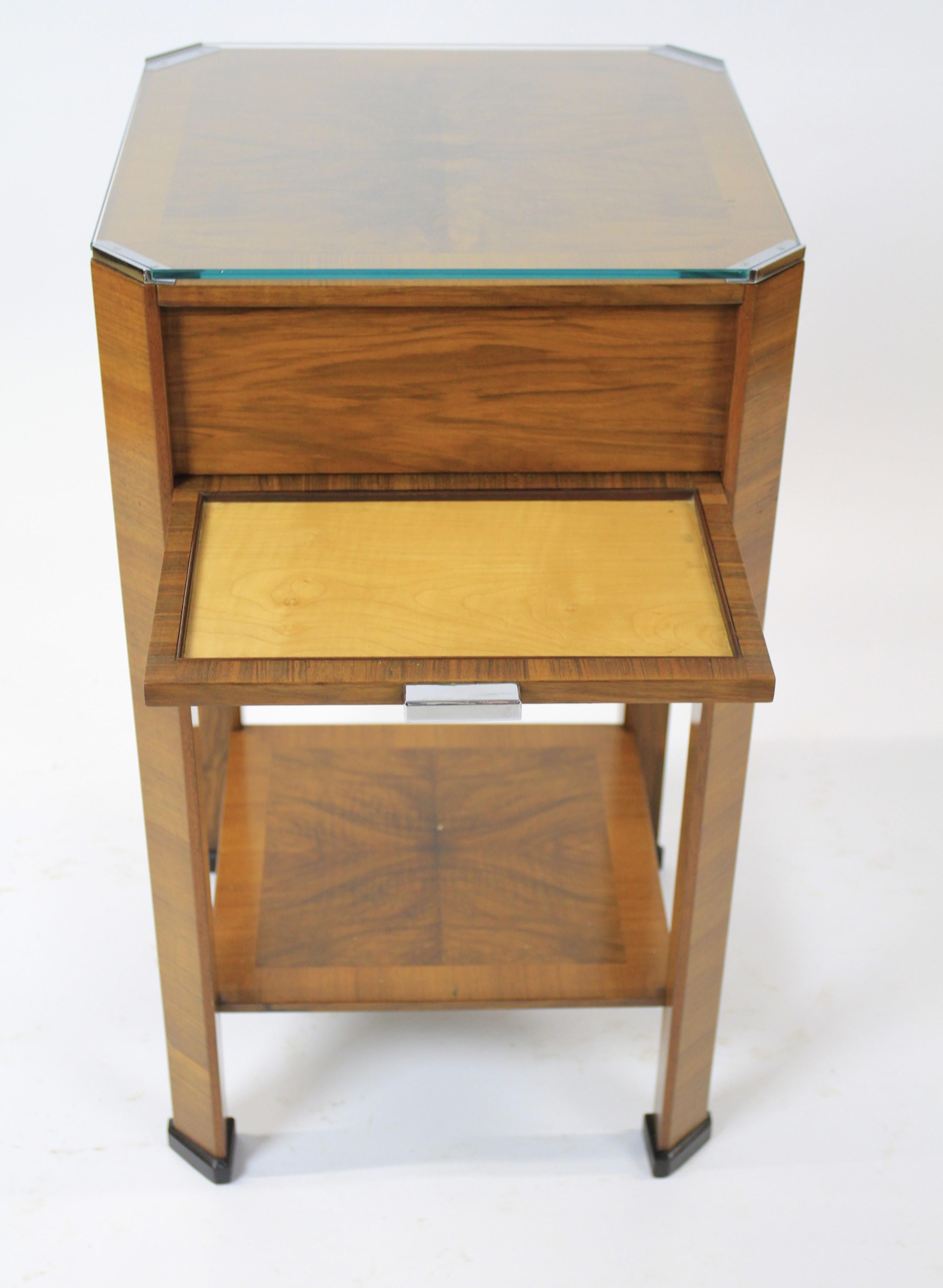 British Fine Art Deco  Walnut 2 tier table with Maple slides circa 1930s For Sale