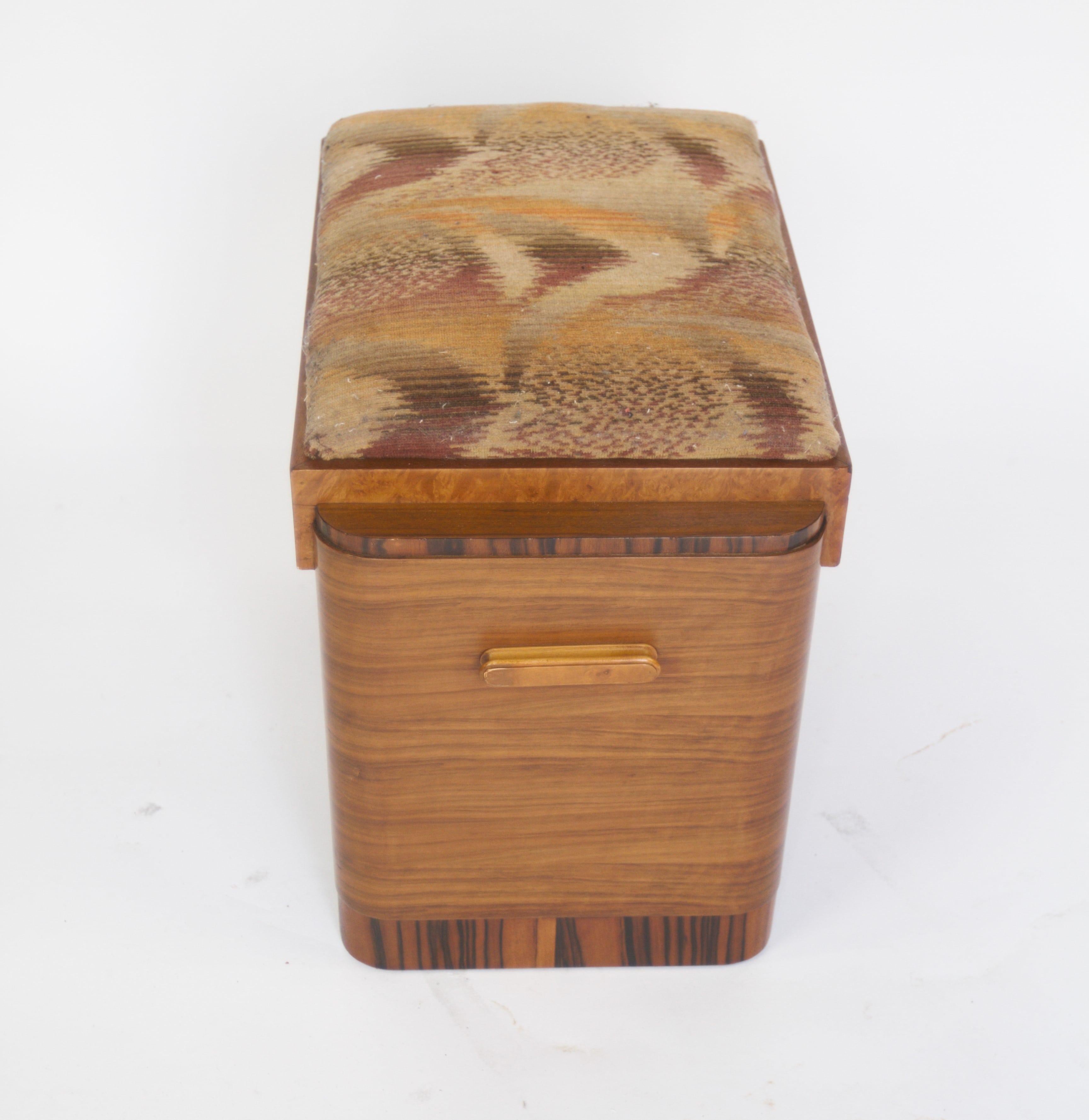 Fine Art Deco Walnut & Burr Walnut Dressing table & stool 6