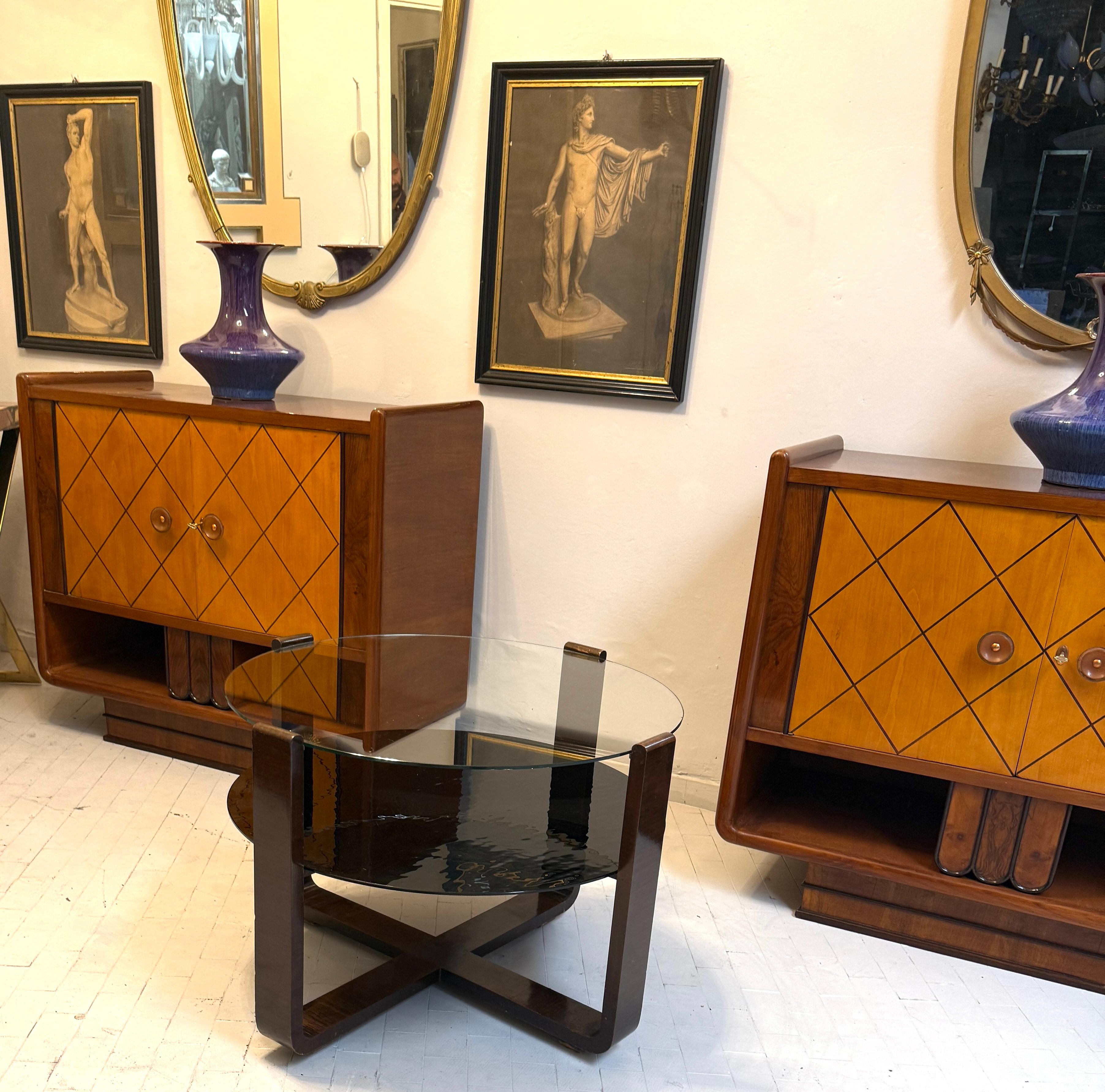 Mesa de nogal Art Decó  1930s en venta 1
