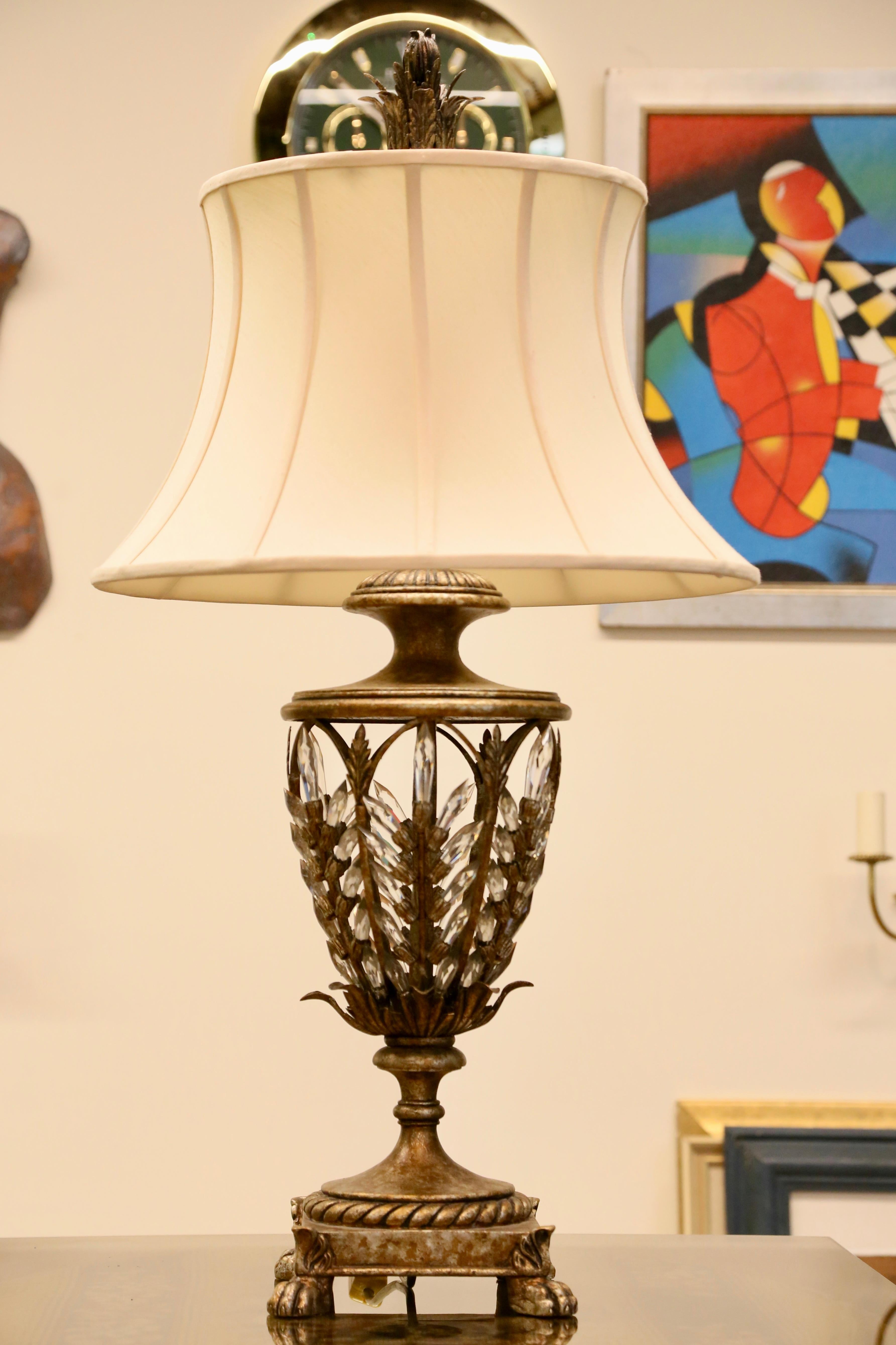 Lampada da tavolo A. Winter Palace in argento anticato di Fine Art Handcrafted Lighting in vendita 7