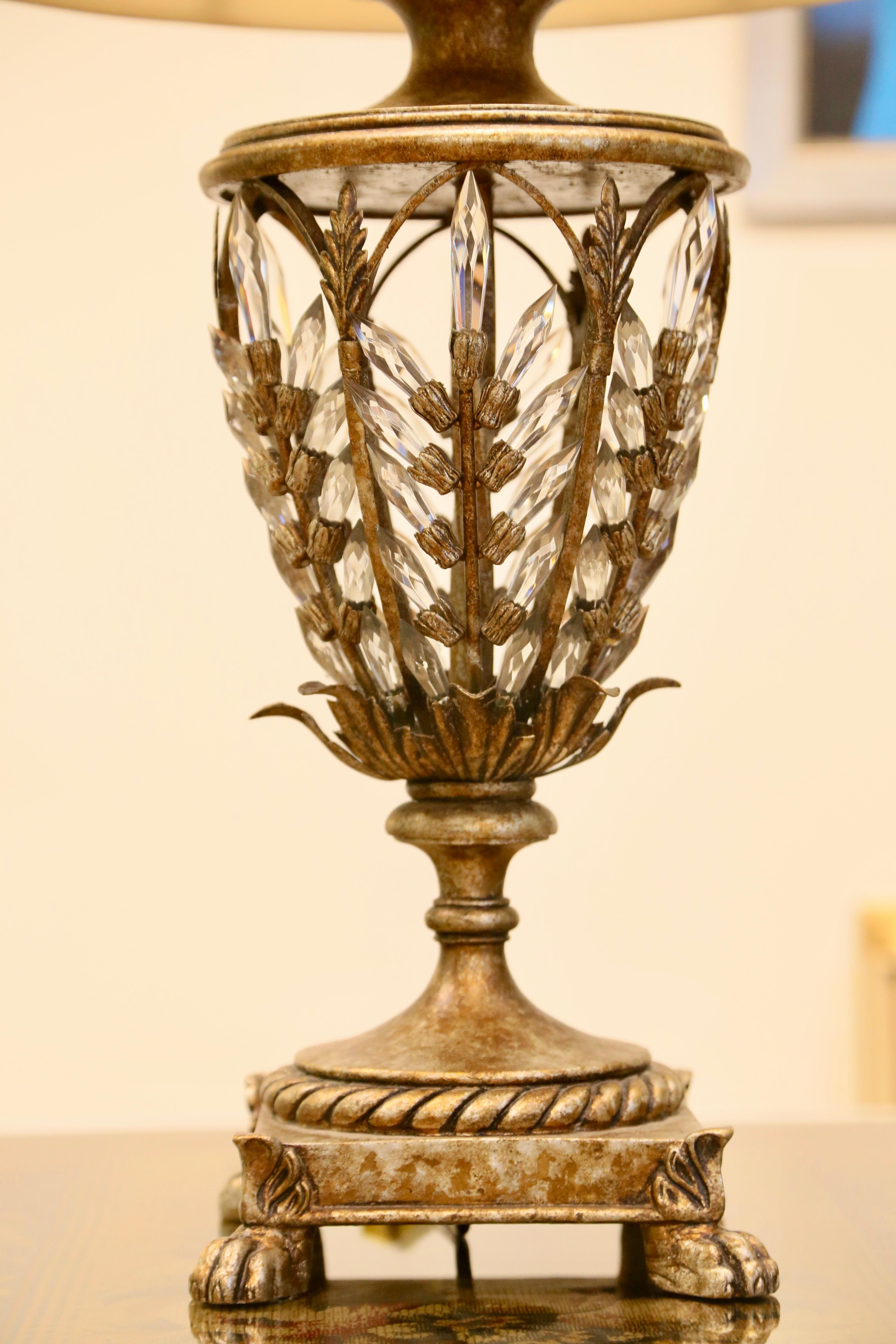 Lampada da tavolo A. Winter Palace in argento anticato di Fine Art Handcrafted Lighting in vendita 1