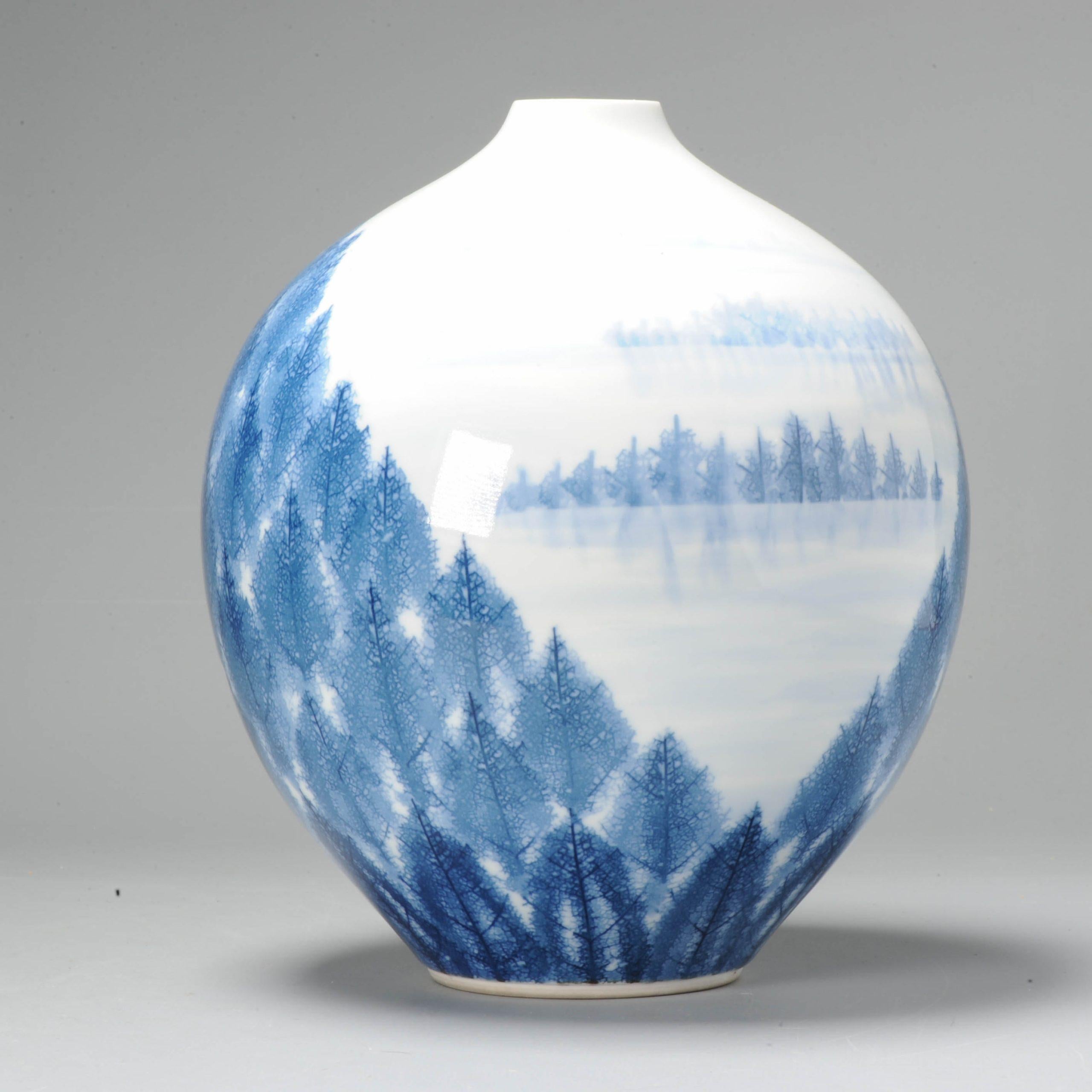 Fine Art Japanese Vase Arita, Artist Fujii Shumei Winter Landscape Born, 1936 For Sale 1