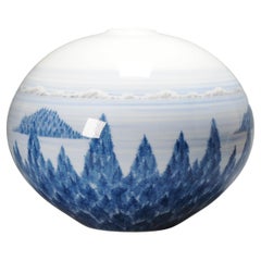 Vintage Fine Art Japanese Vase Arita. Artist Fujii Shumei Winter Landscape Born, 1936 