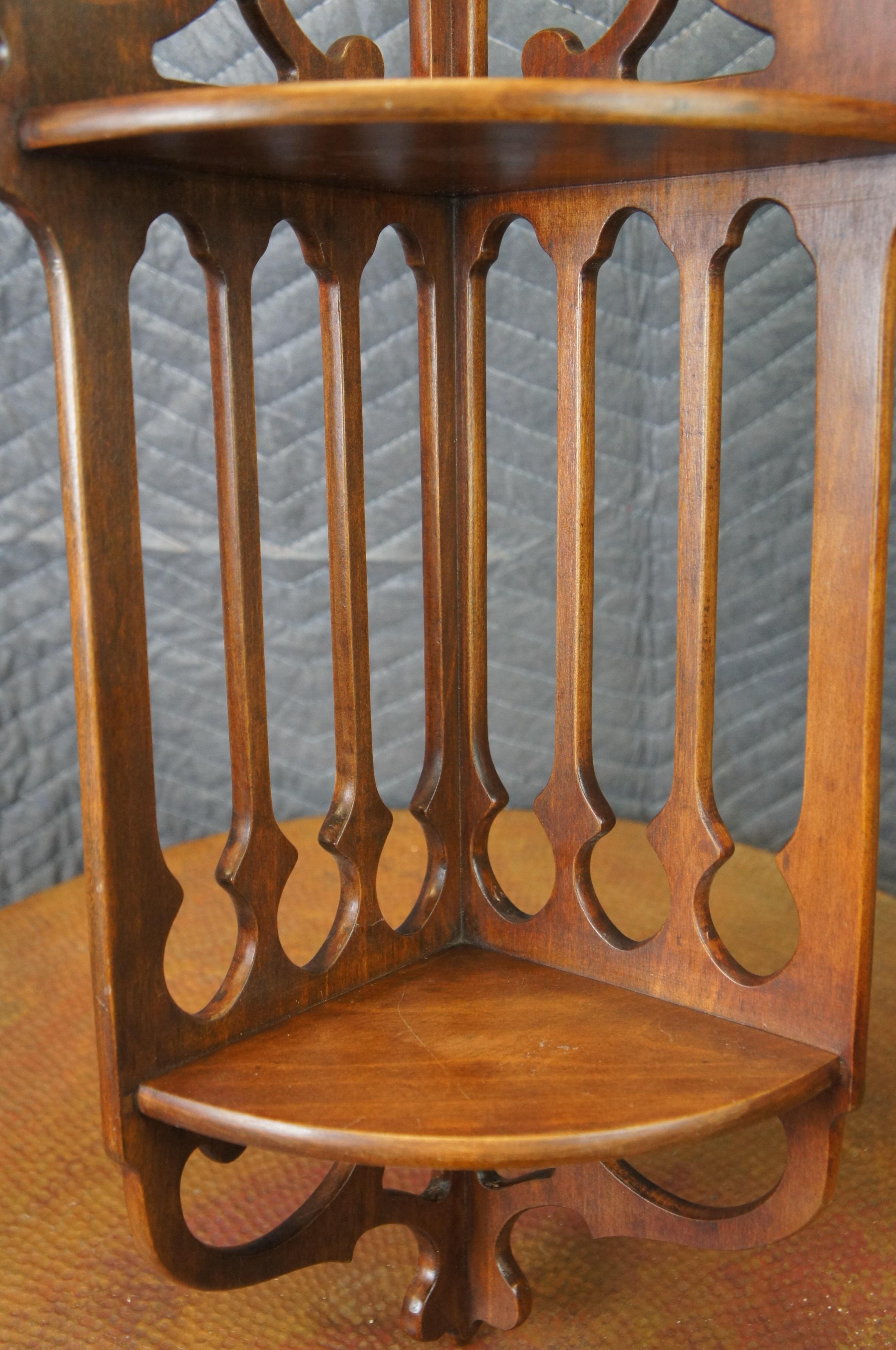Fine Arts Carved Wood Reticulated 2 Tier Corner Wall Shelf Sconce 24