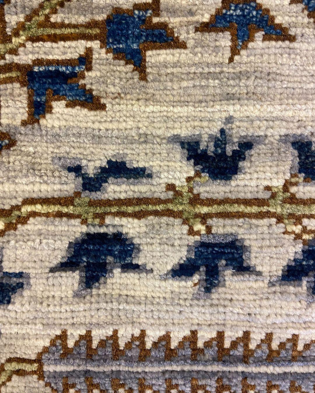 Alfombra persa fina de lana tribal Aryana en tonos azul-gris y verde, 3' x 5' Lana en venta