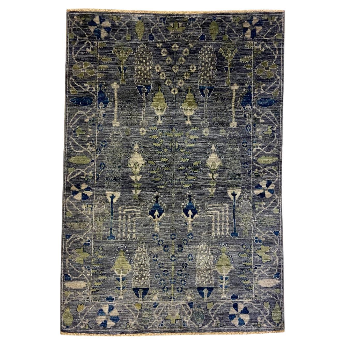 Alfombra persa fina de lana tribal Aryana en tonos azul-gris y verde, 3' x 5'