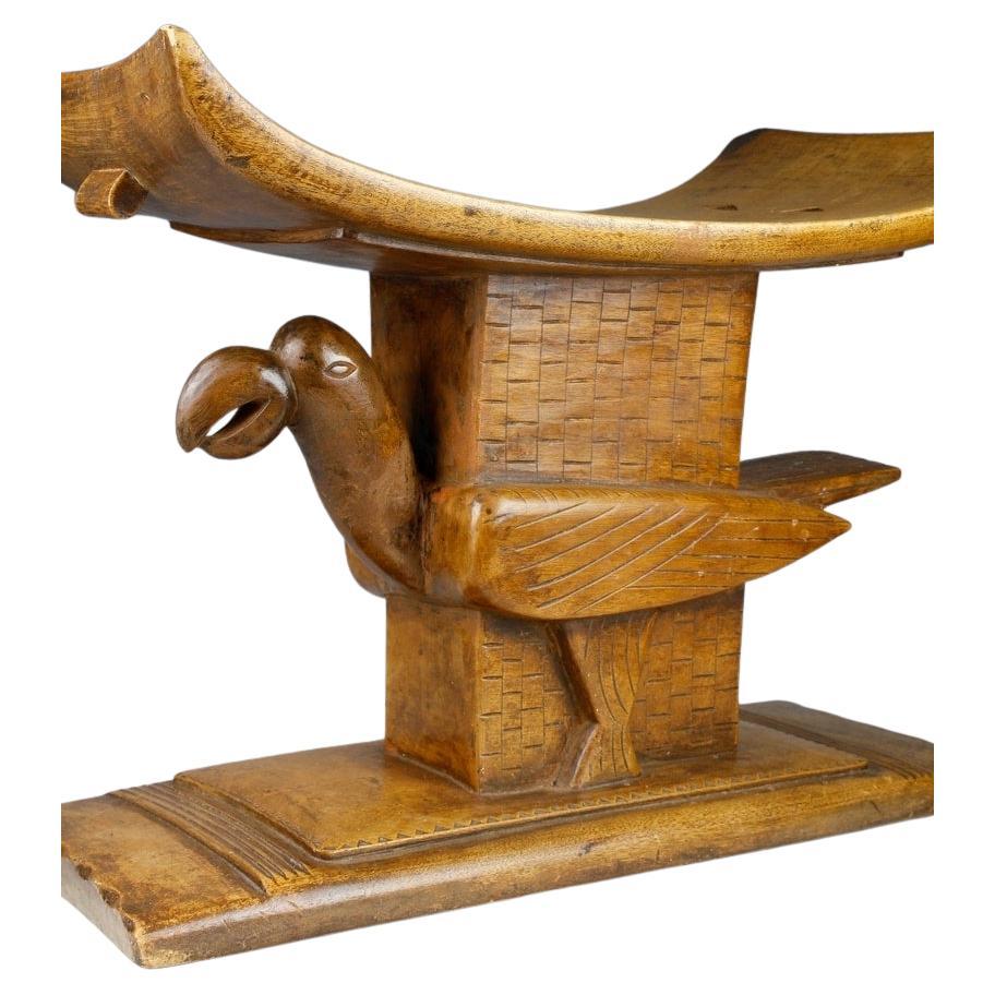 Sgabello Ashanti con motivo di uccelli, Ghana