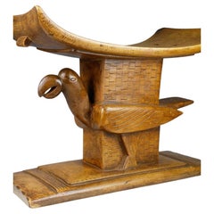 Sgabello Ashanti con motivo di uccelli, Ghana