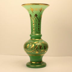 Fine Baccarat Chrysoprase ‘Uranium’ Jade Green Opalescent Vase