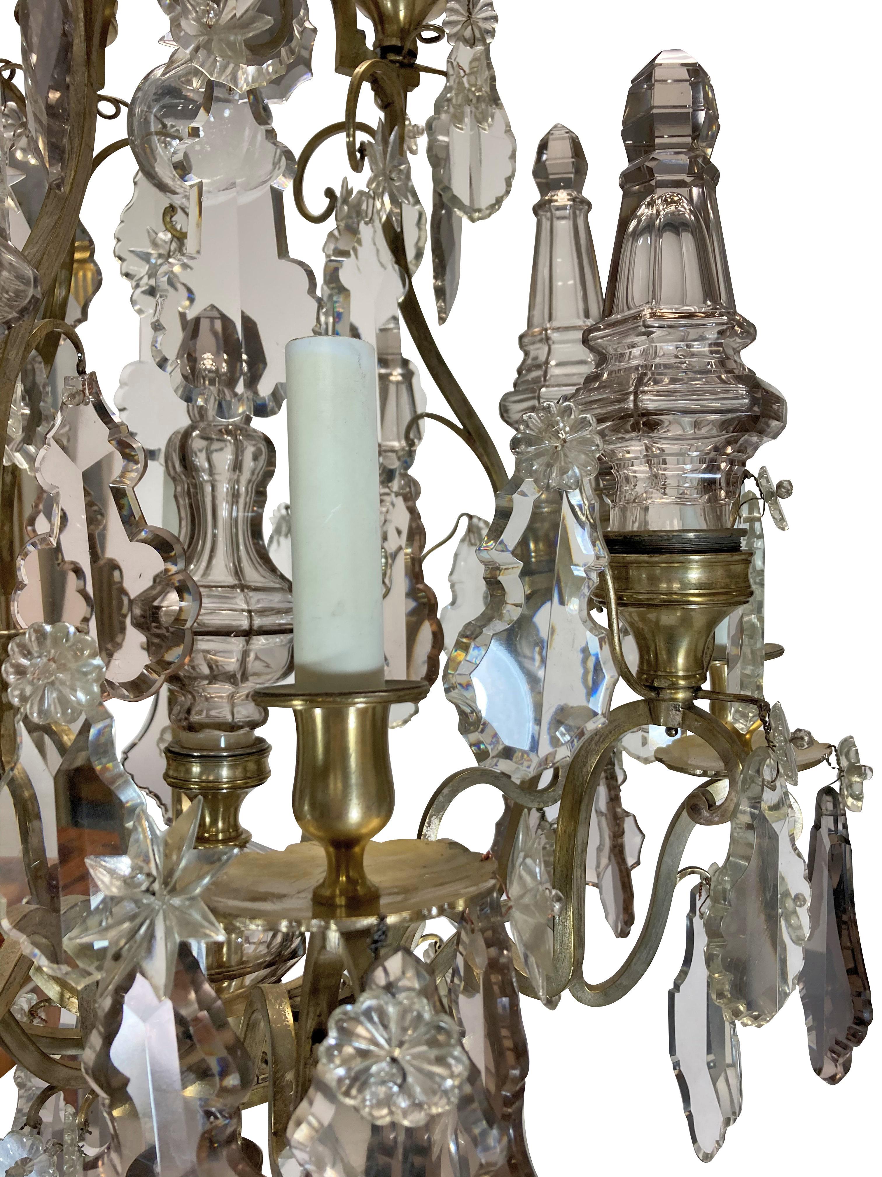 Lustre de style Louis XV en cristal taillé de Baccarat en vente 3