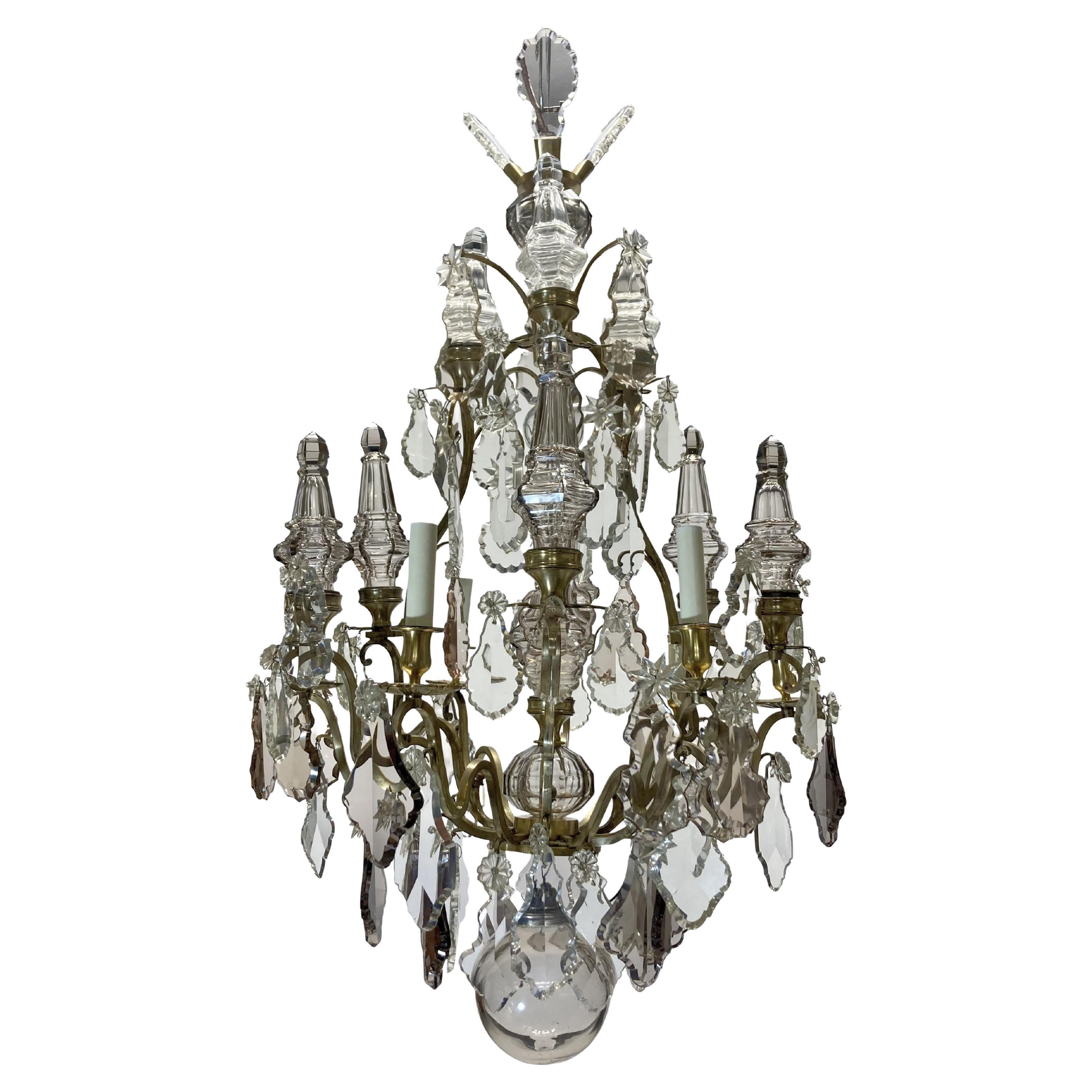 Fina araña de cristal tallado estilo Luis XV de Baccarat