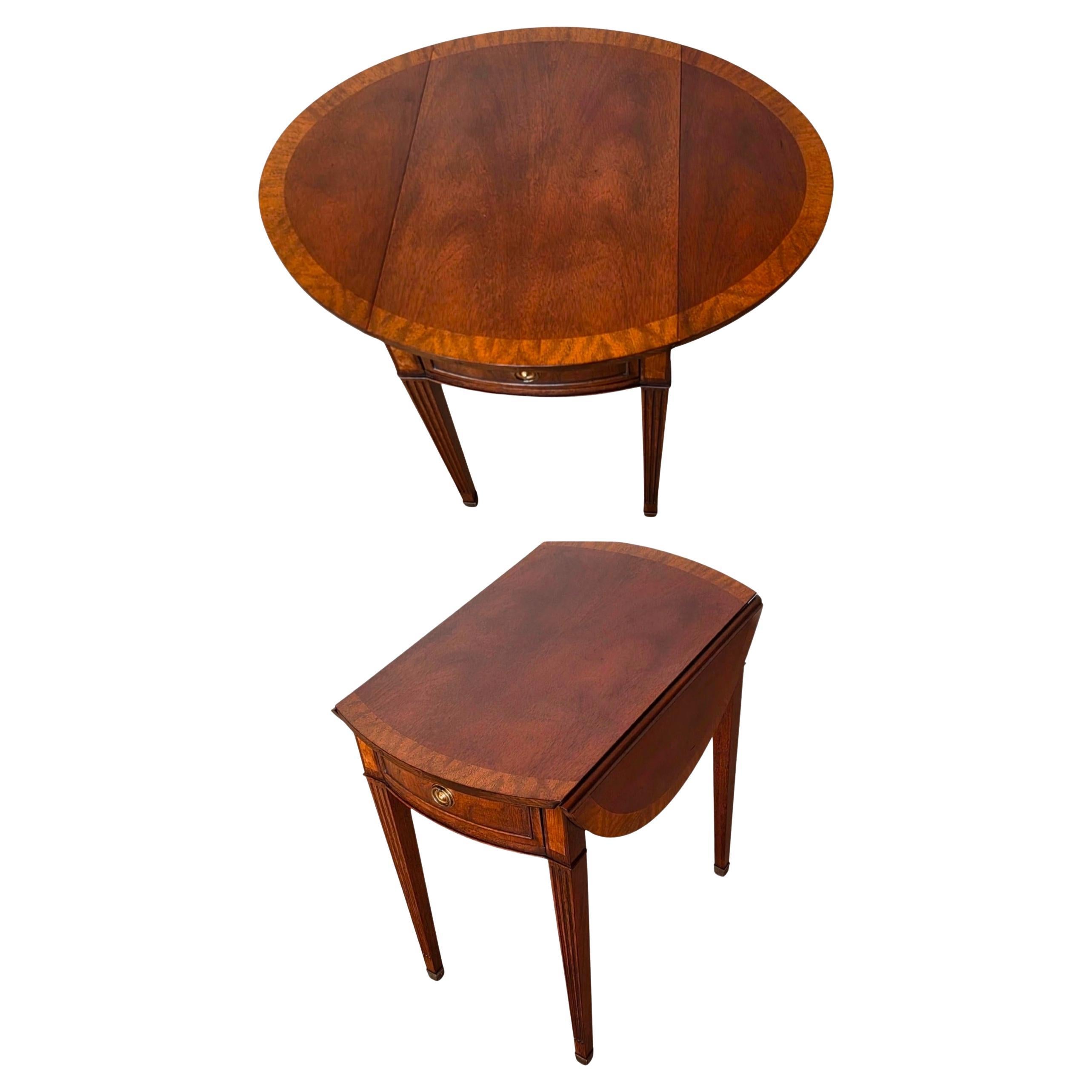 Fine Baker Classic American Federal Mahogany Drop-leaf Pembroke End Table For Sale