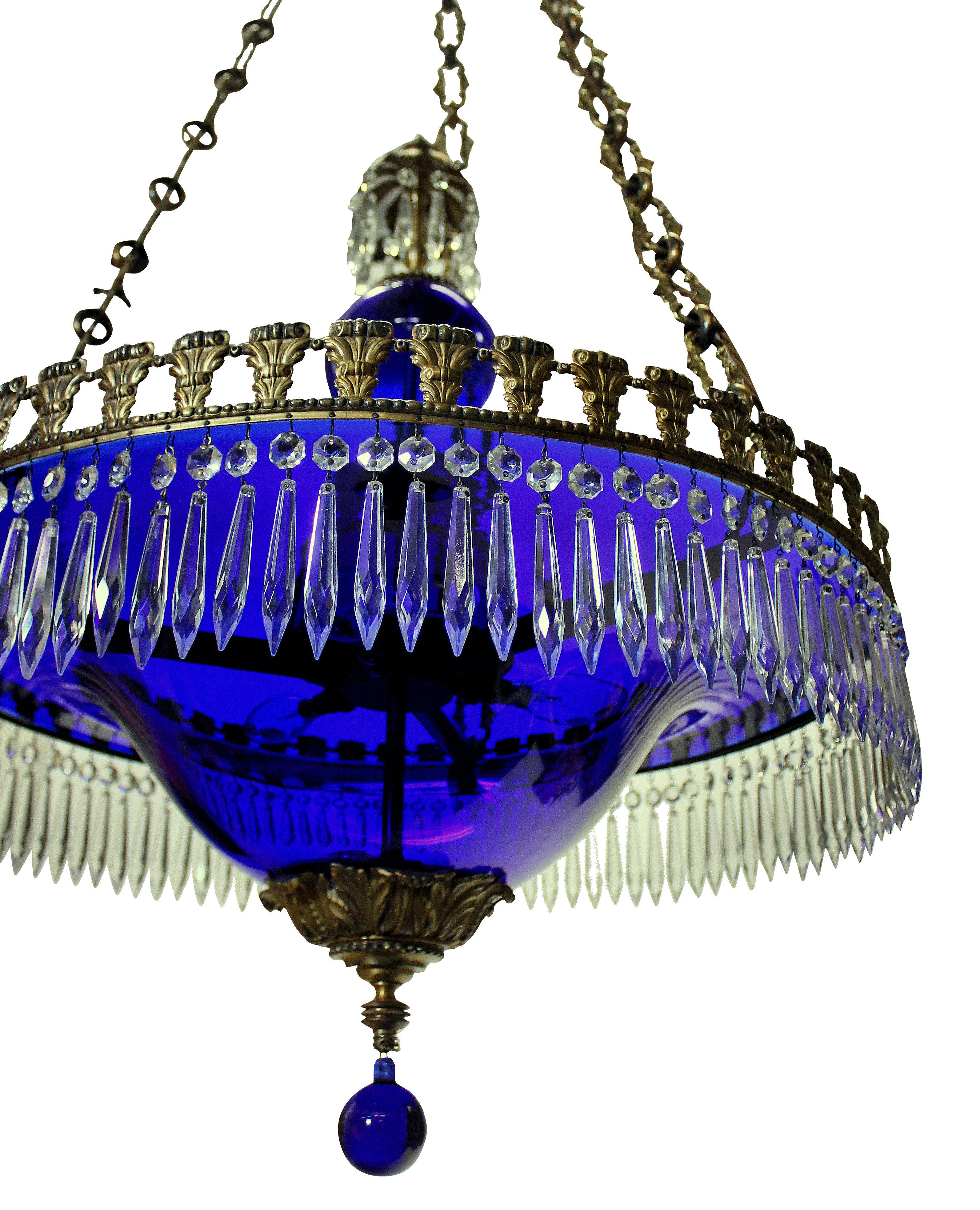 Fine Baltic Chandelier in Blue Glass In Good Condition In London, GB