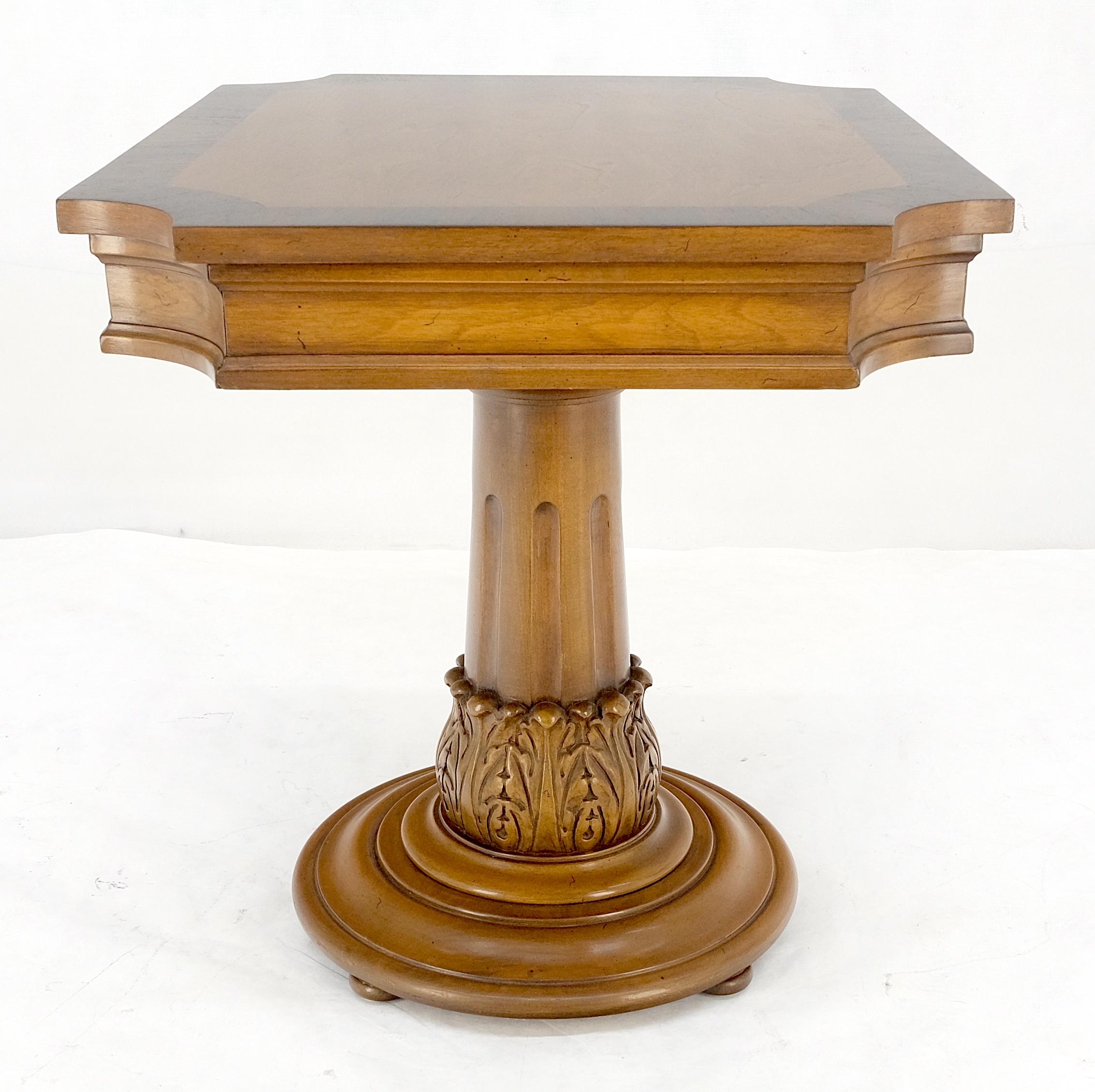Laqué Fine Banded Top One Drawer Single Carved Pedestal Night Stand End Lamp Table en vente