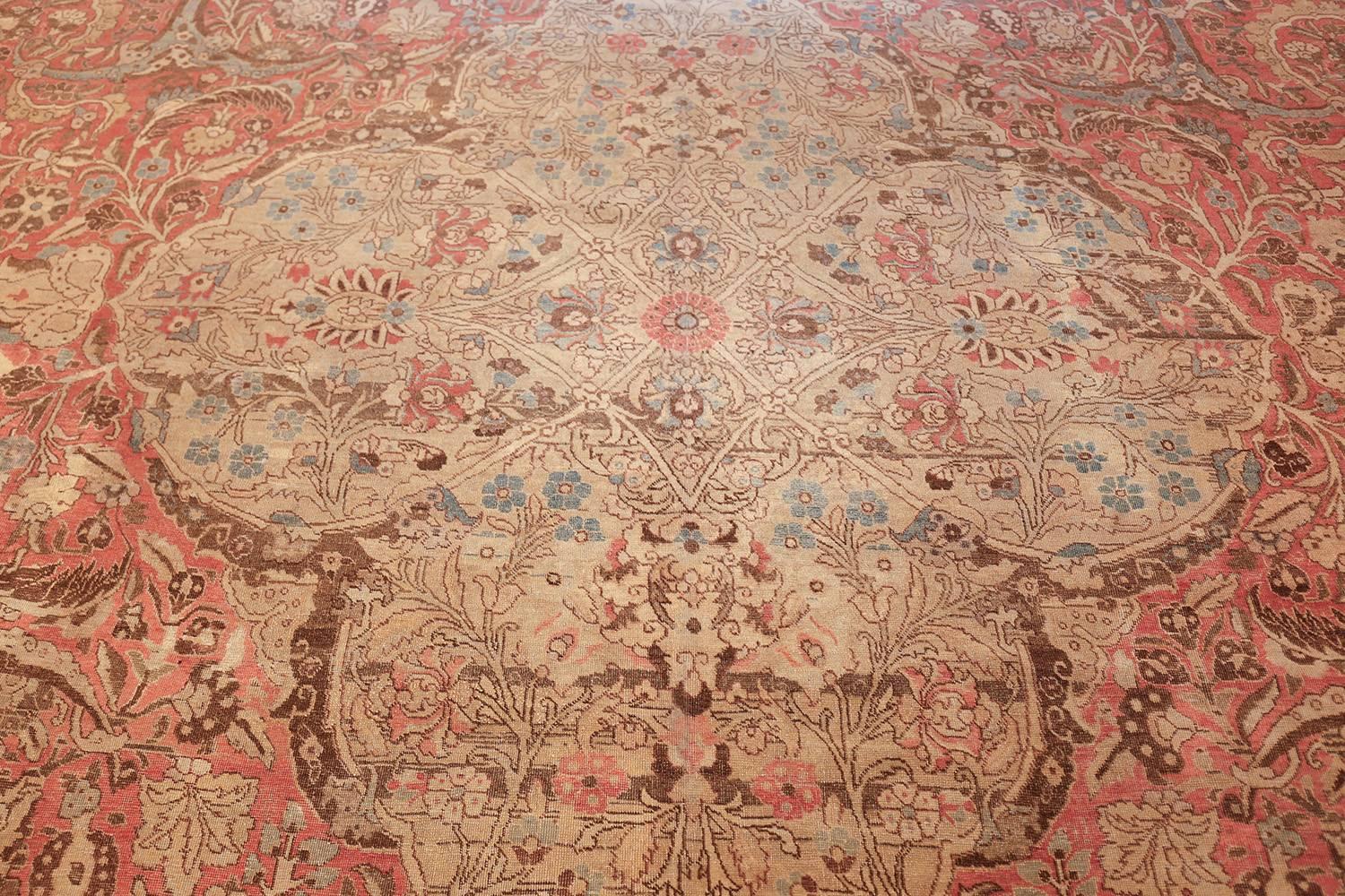 Tapis persan Tabriz de taille palais antique. 18 pieds x 25 pieds Excellent état - En vente à New York, NY