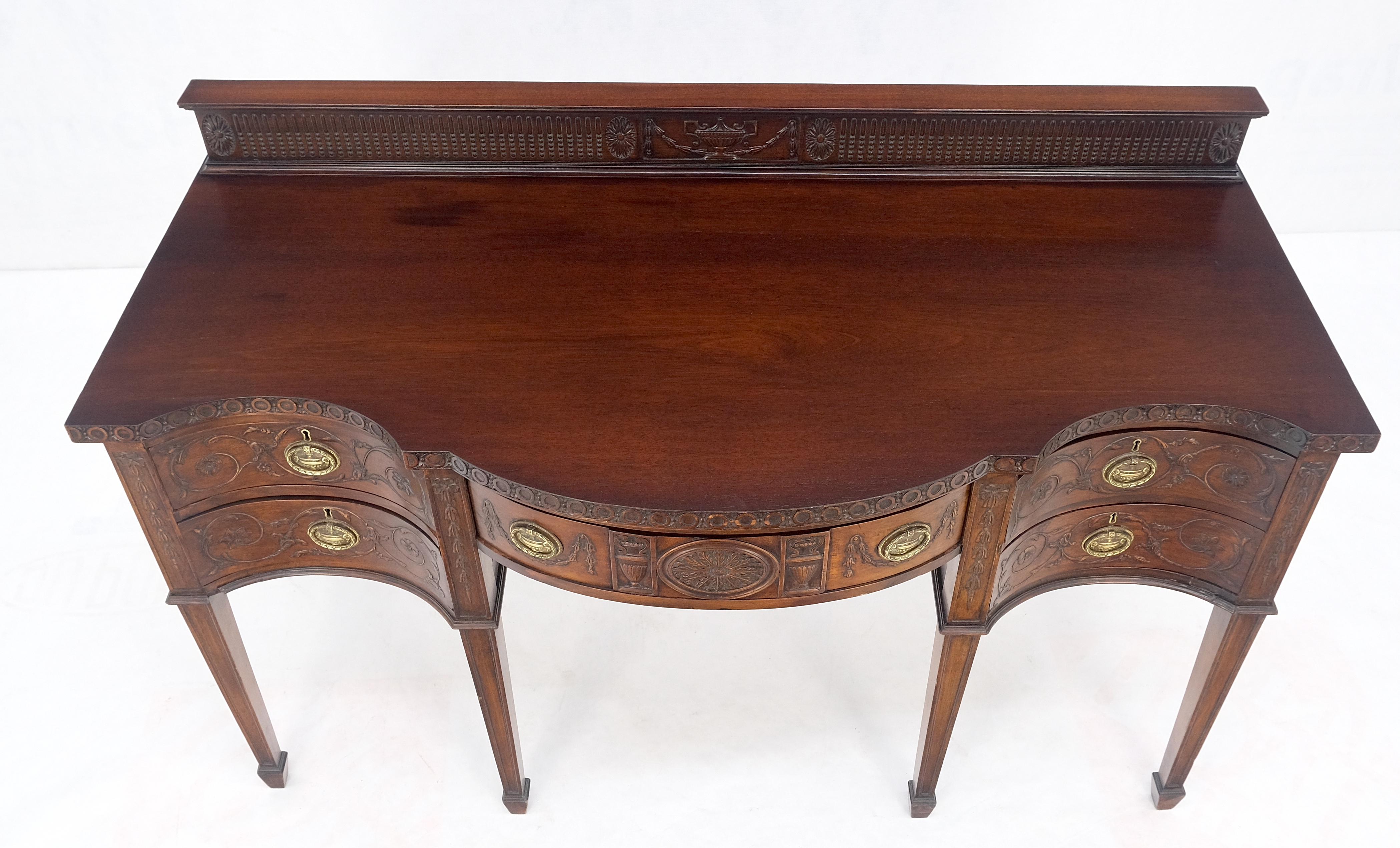 Fine Bench Made Carved Mahogany Serpentine Front  Dovetail Drawers Vanity Desk For Sale 4
