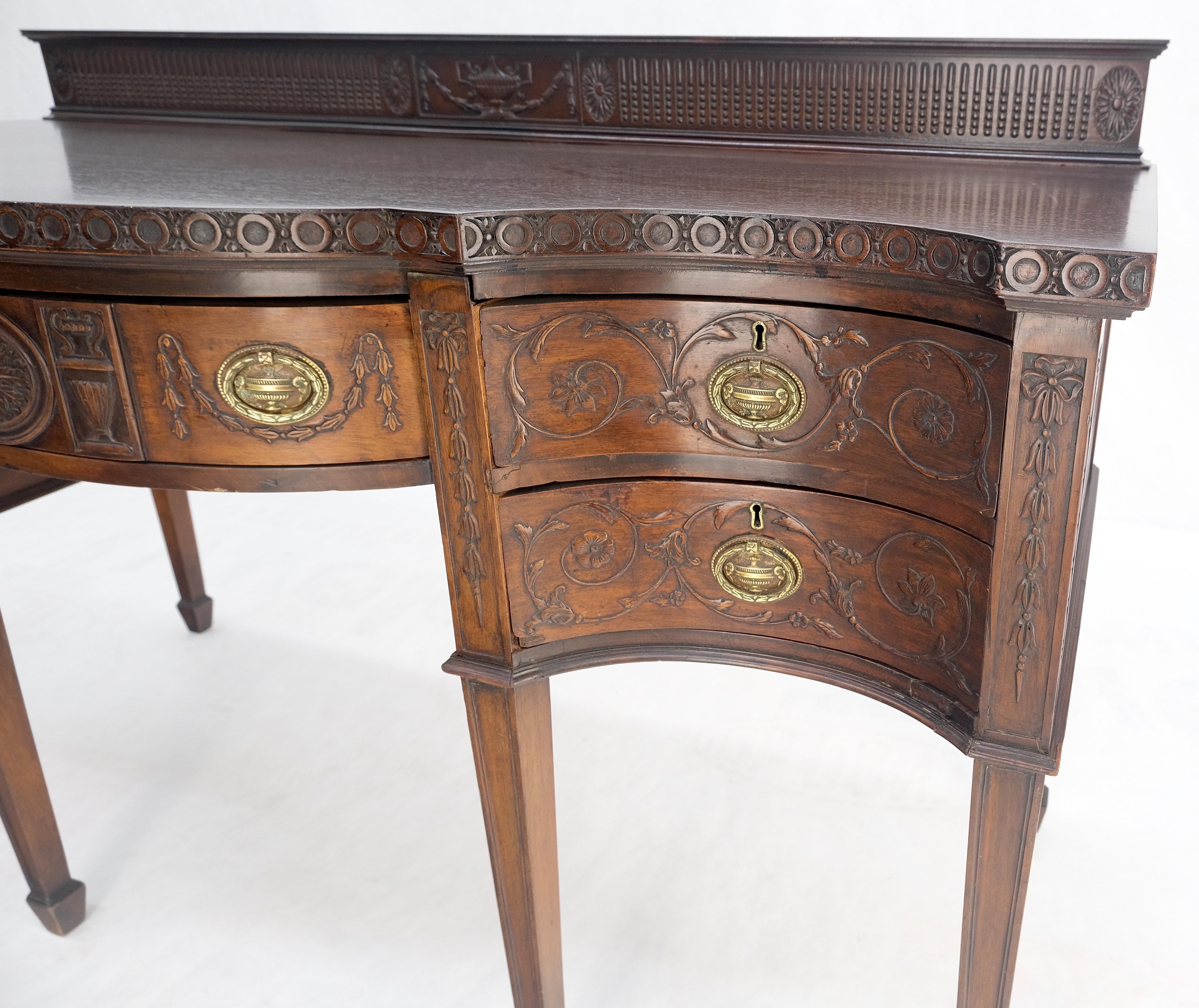 Fine Bench Made Carved Mahogany Serpentine Front  Dovetail Drawers Vanity Desk For Sale 6