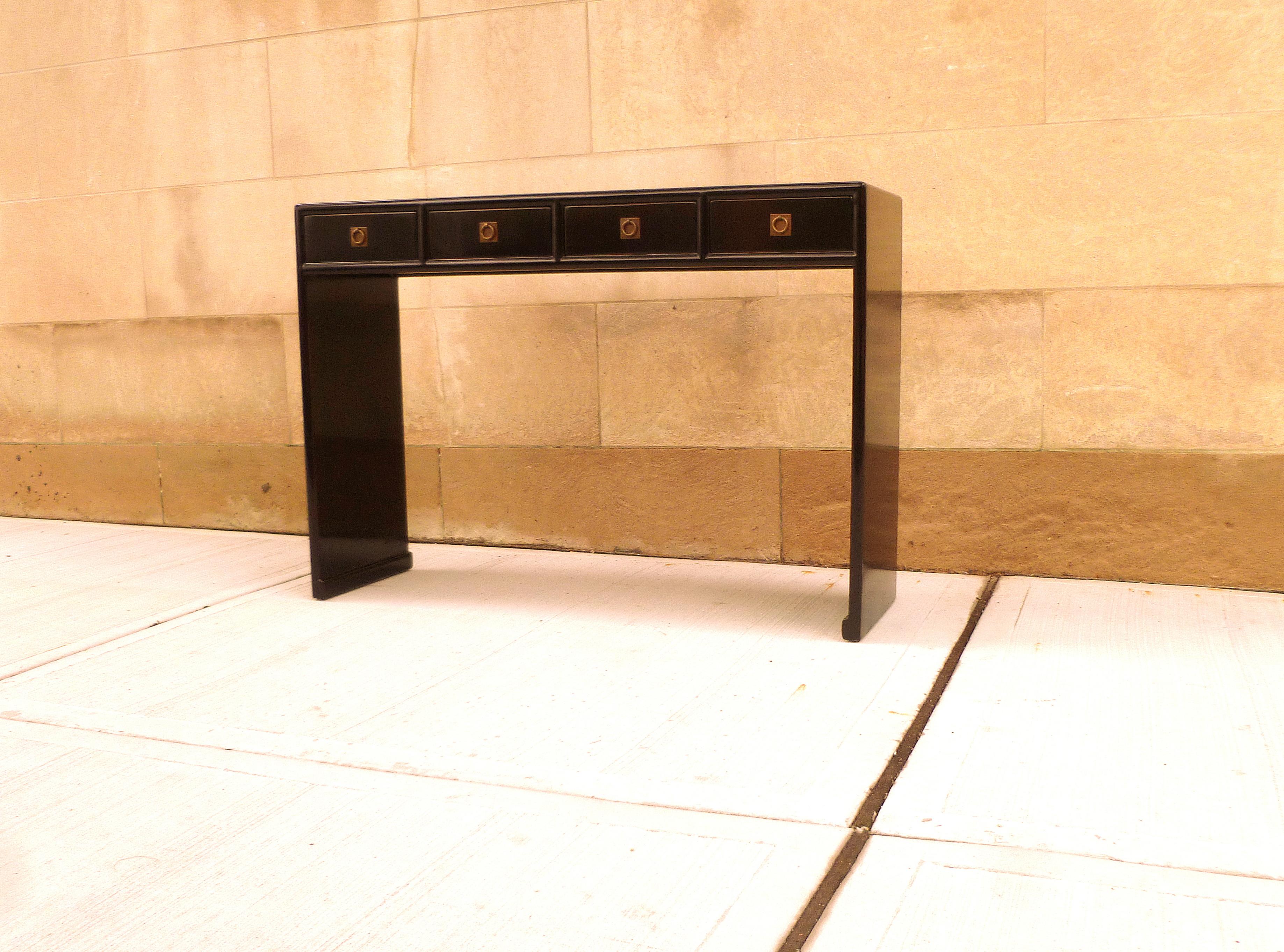 Chinese Fine Black Lacquer Console Table For Sale