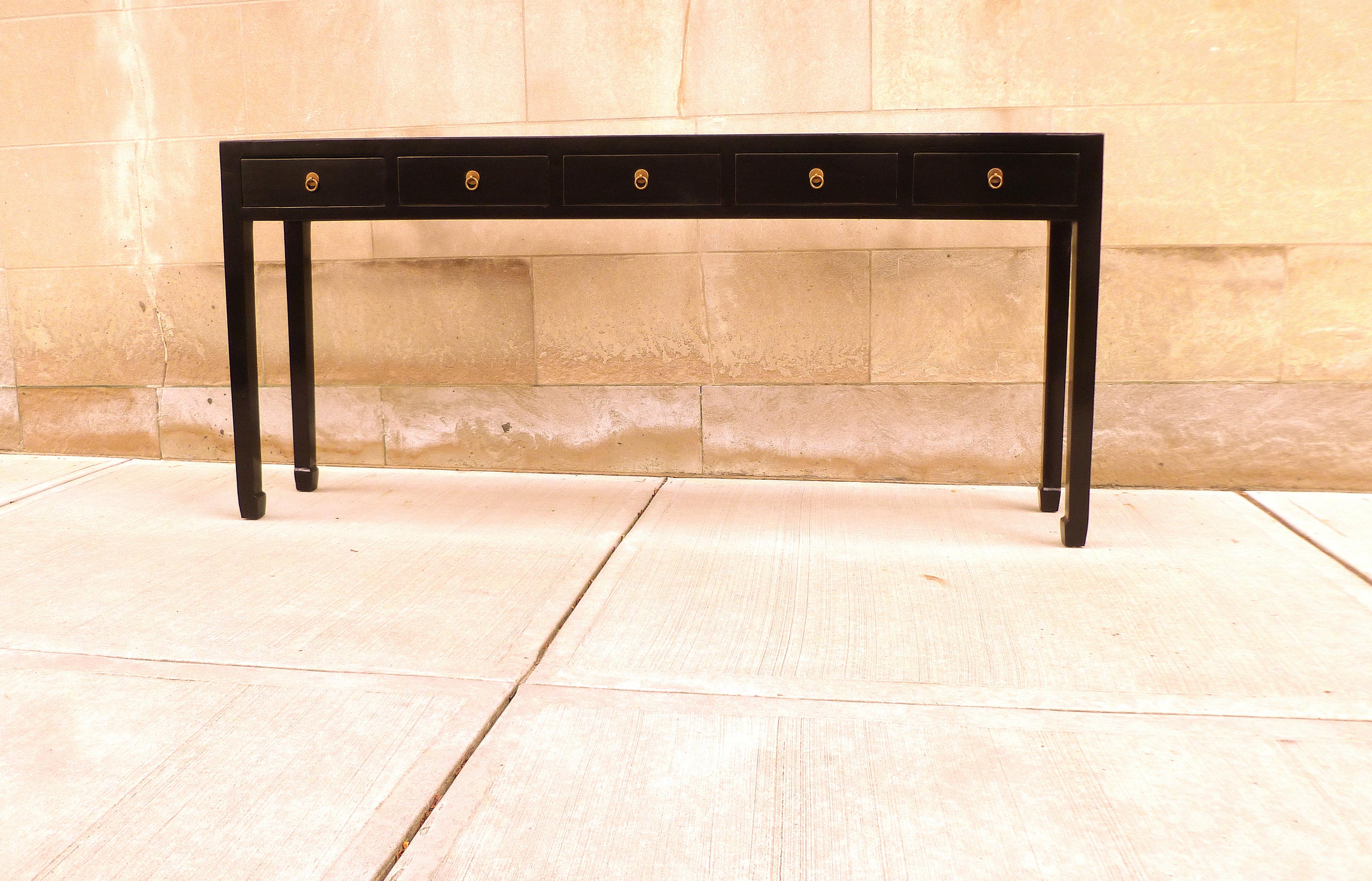 Chinese Fine Black Lacquer Console Table For Sale