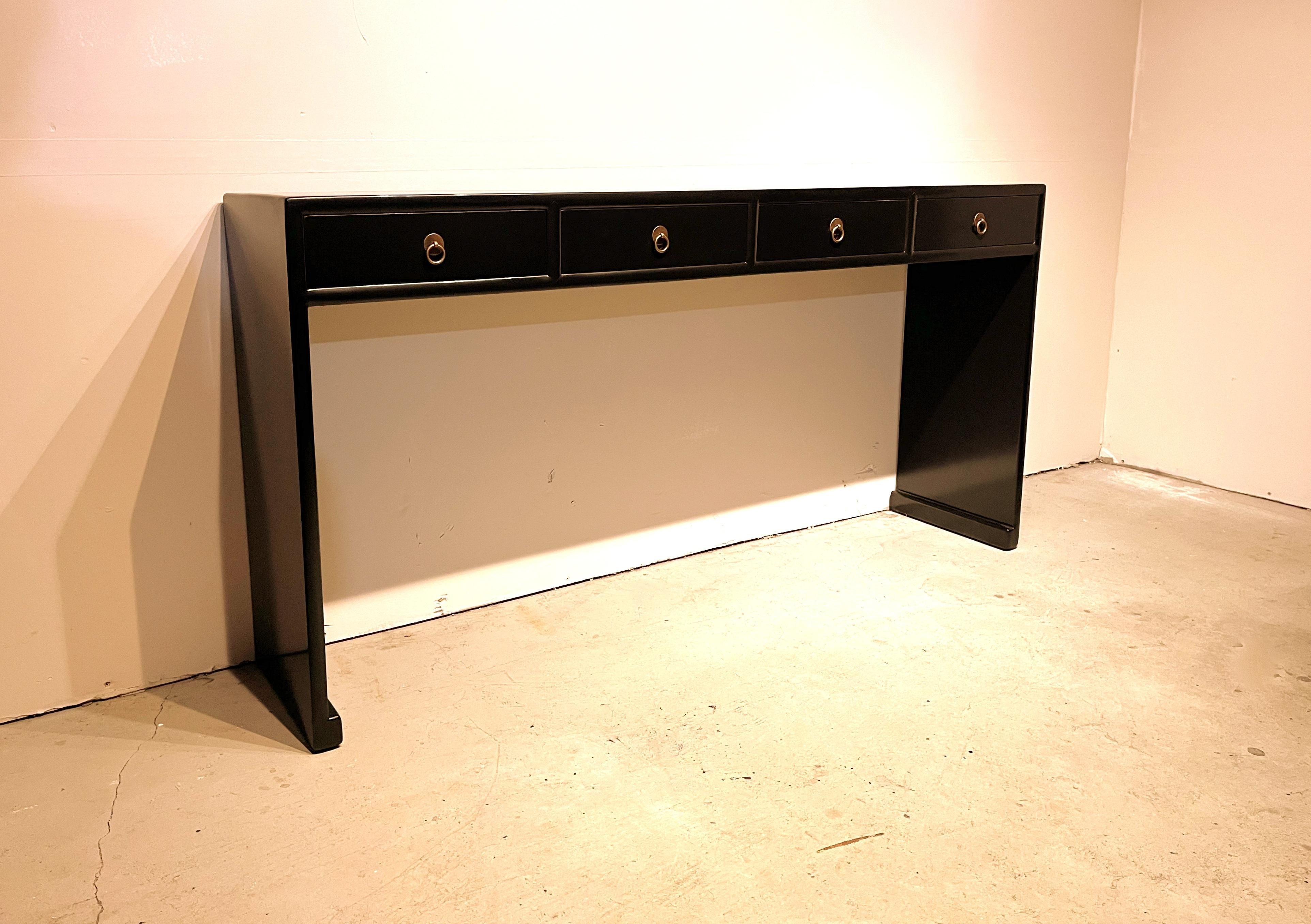 Mesa consola de laca negra fina en Bueno estado para la venta en Greenwich, CT