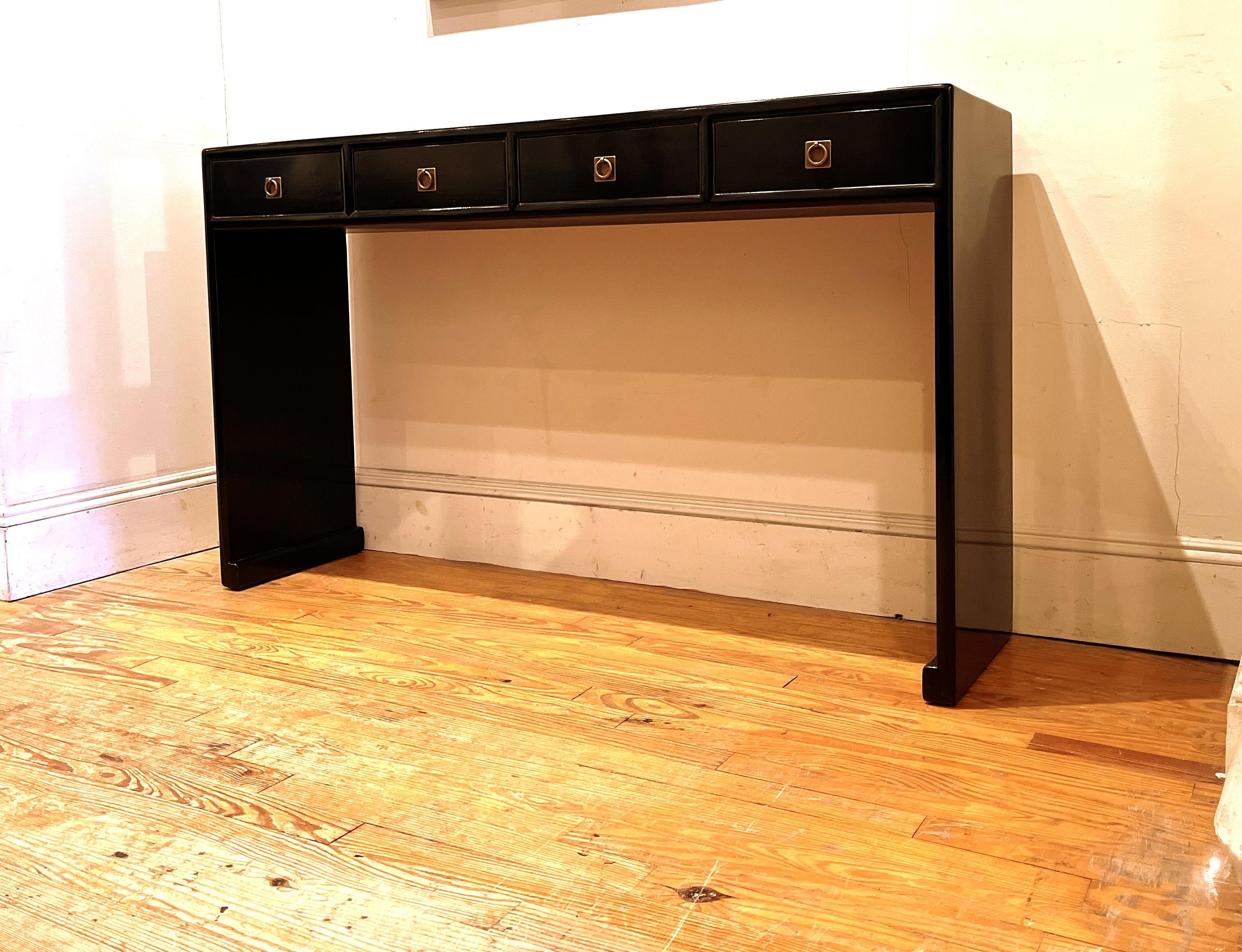 Fine Black Lacquer Console Table In Excellent Condition For Sale In Greenwich, CT