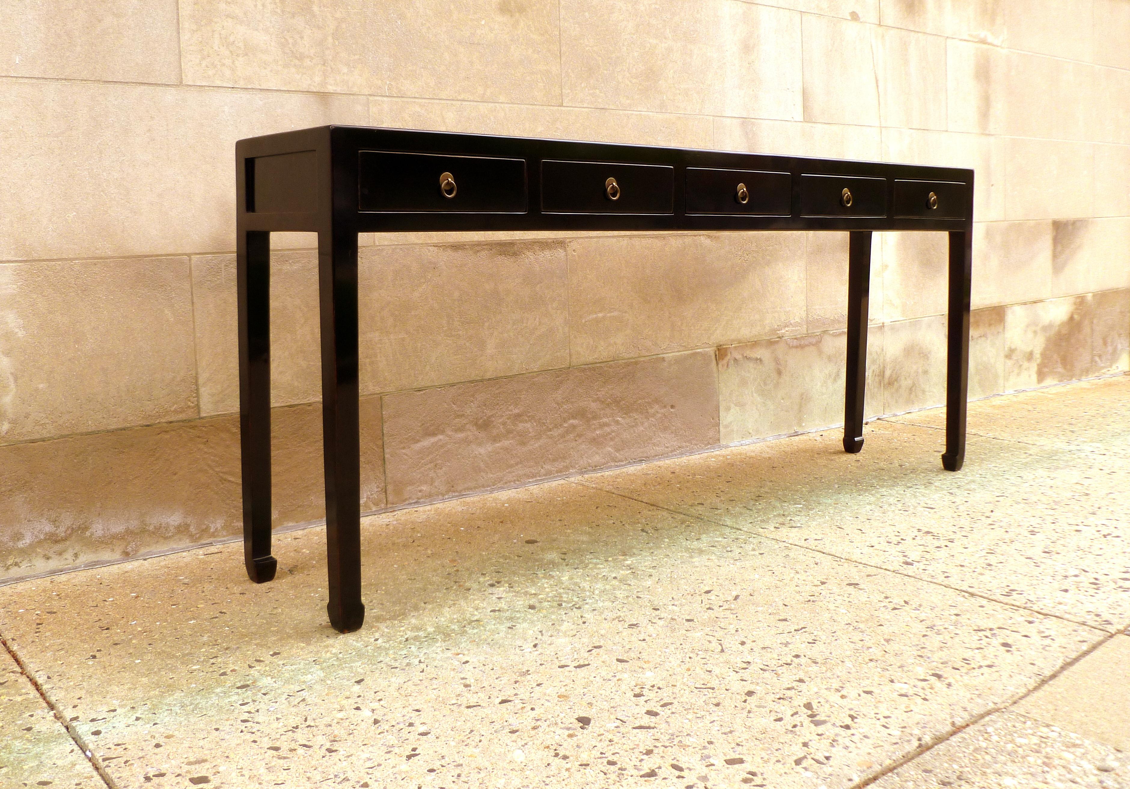 Fine Black Lacquer Console Table In Excellent Condition In Greenwich, CT