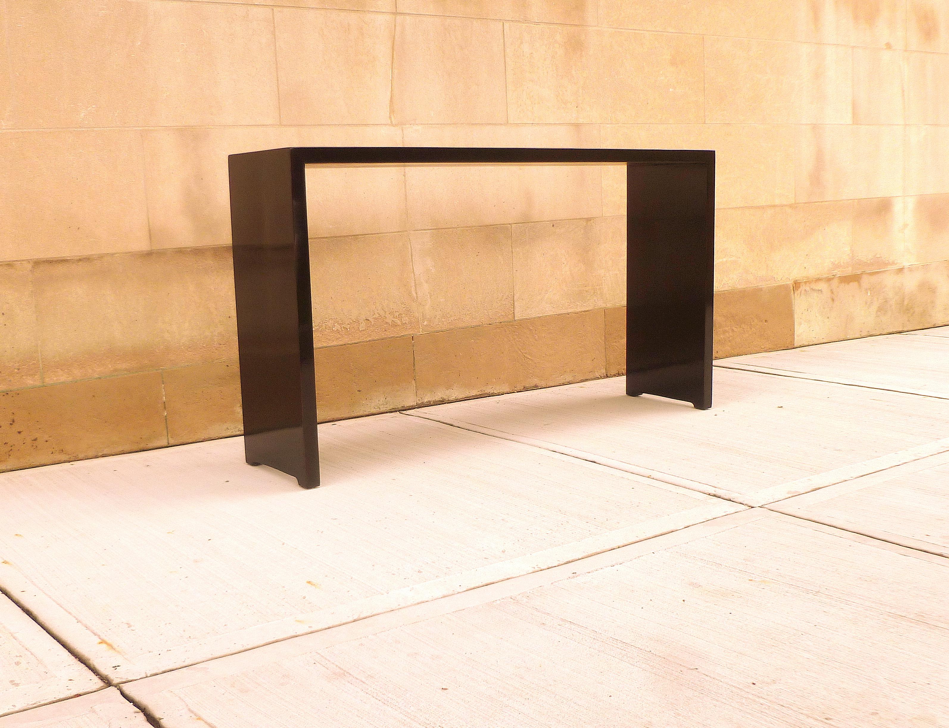 Fine Black Lacquer Console Table In Excellent Condition For Sale In Greenwich, CT