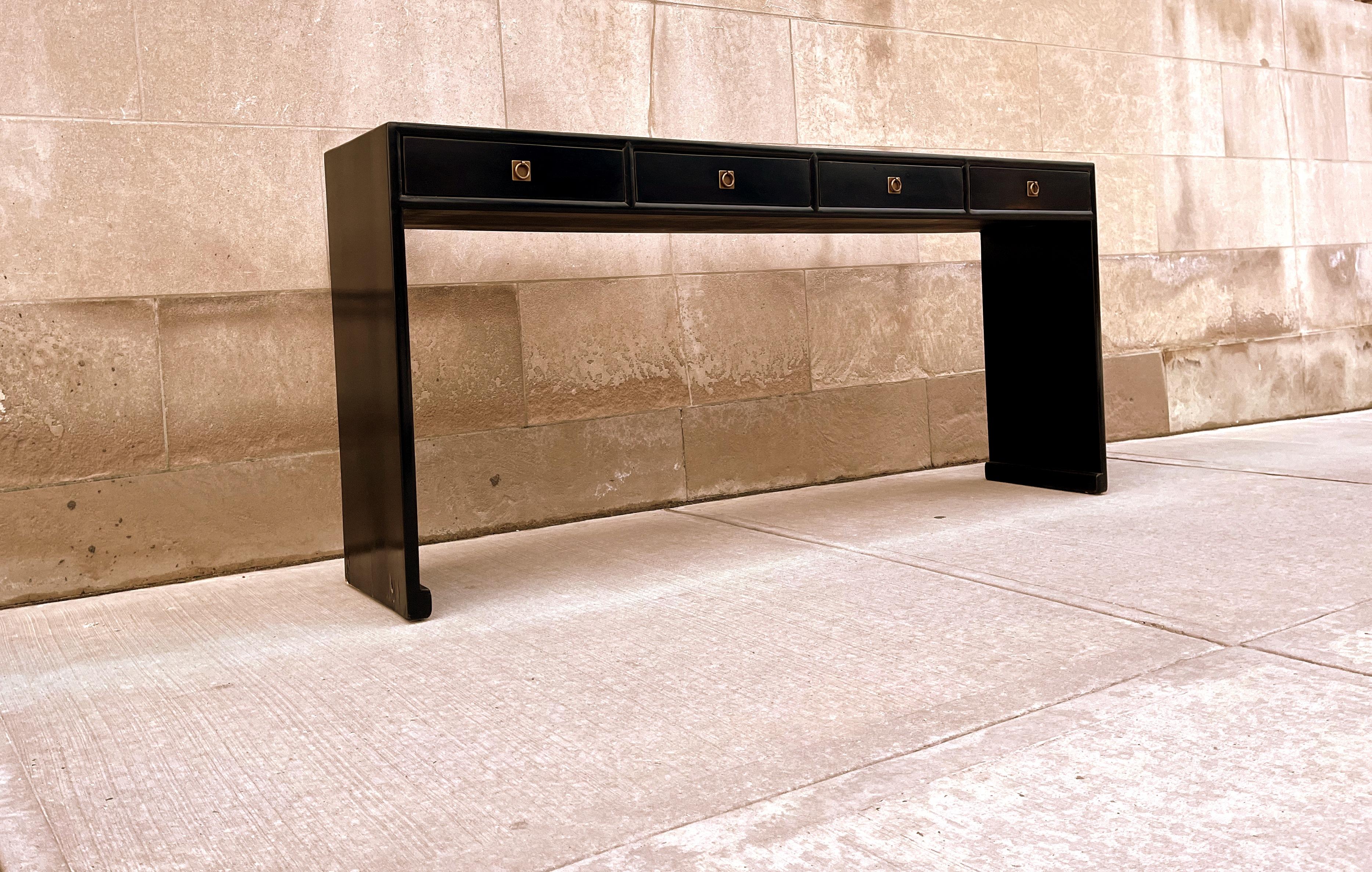 Table console en laque noire Excellent état - En vente à Greenwich, CT
