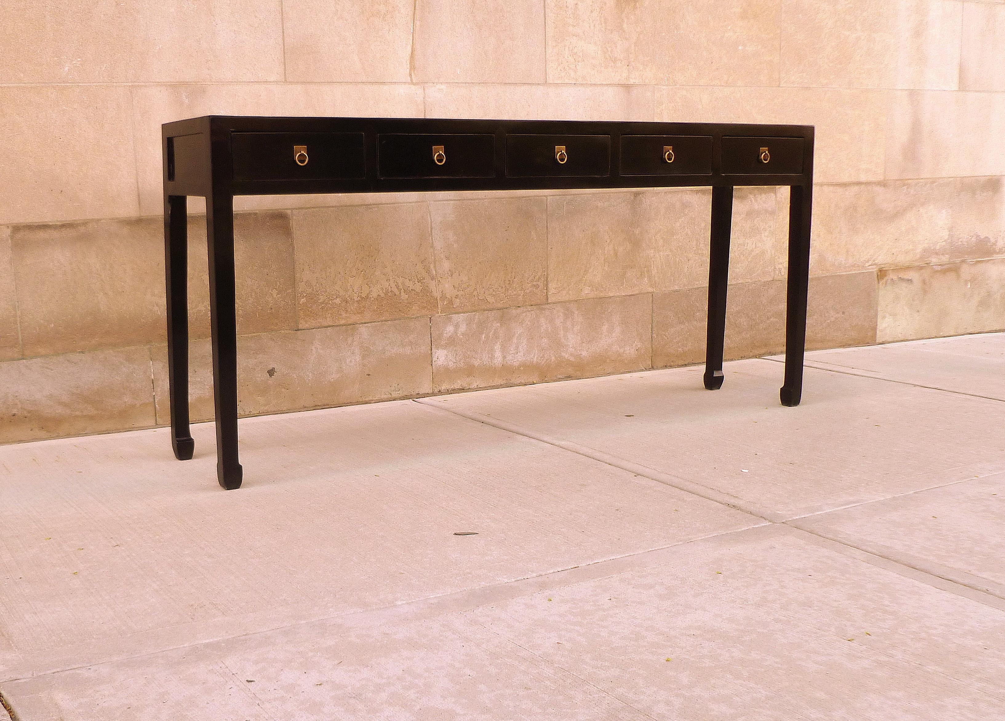 Fine Black Lacquer Console Table In Excellent Condition In Greenwich, CT