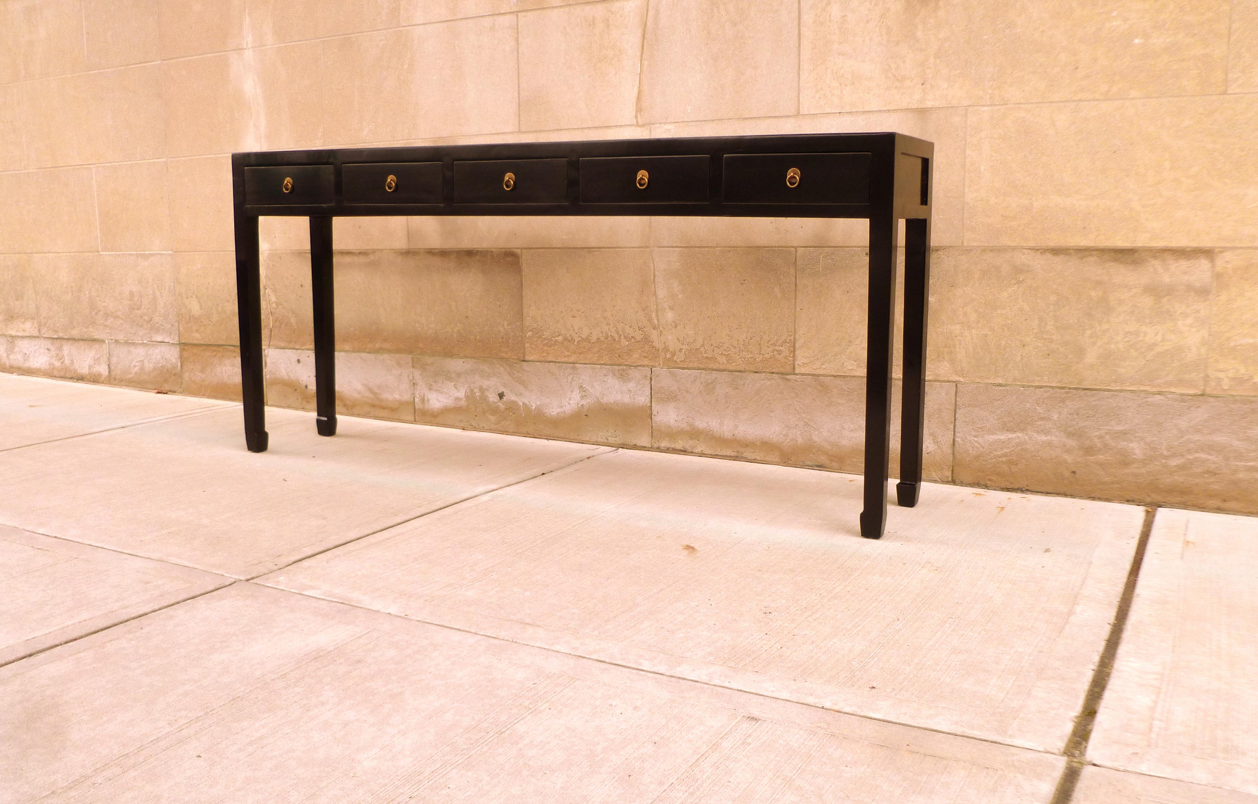 20ième siècle Table console en laque noire en vente