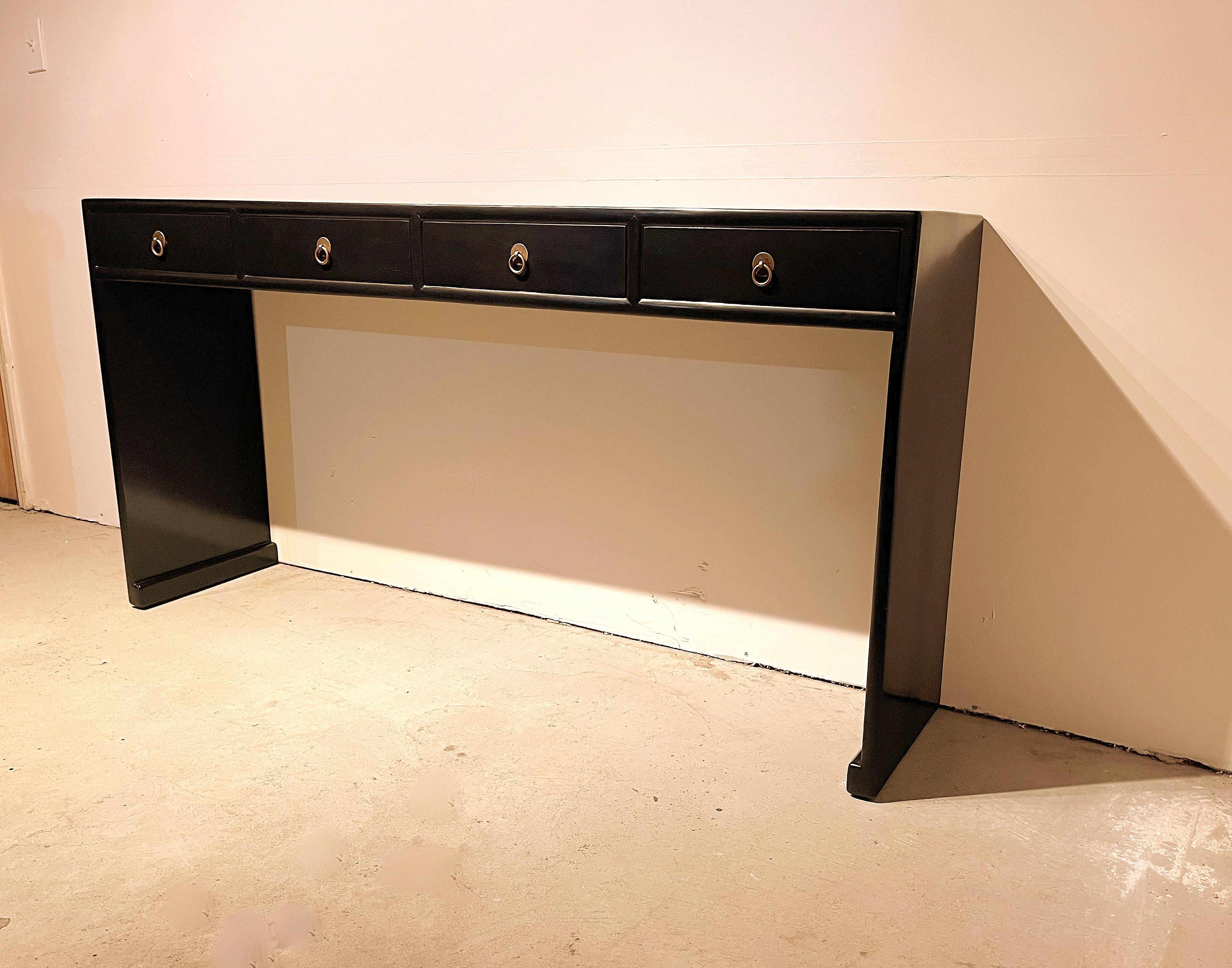 Mesa consola de laca negra fina Laca en venta