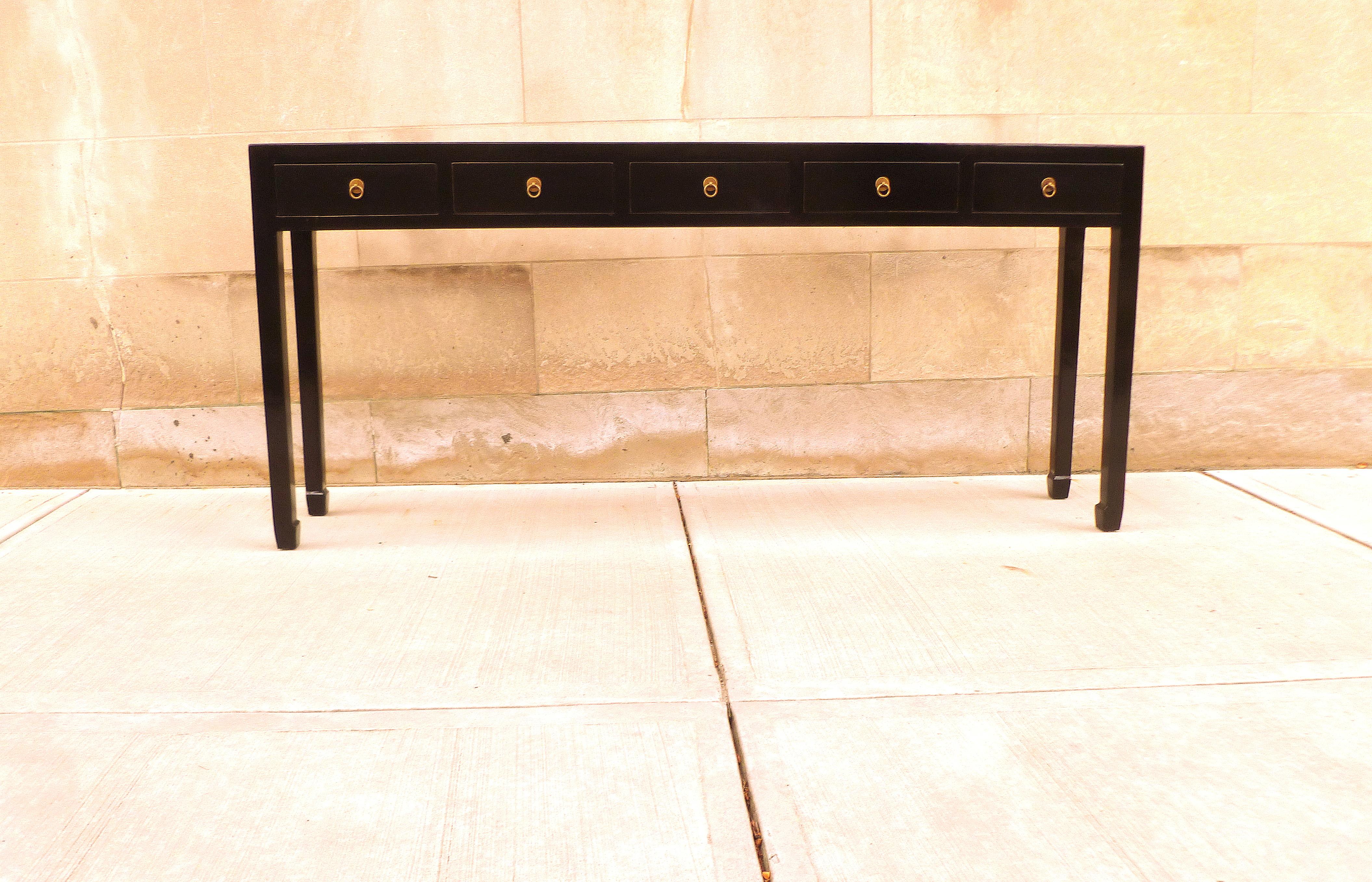 Bois Table console en laque noire en vente