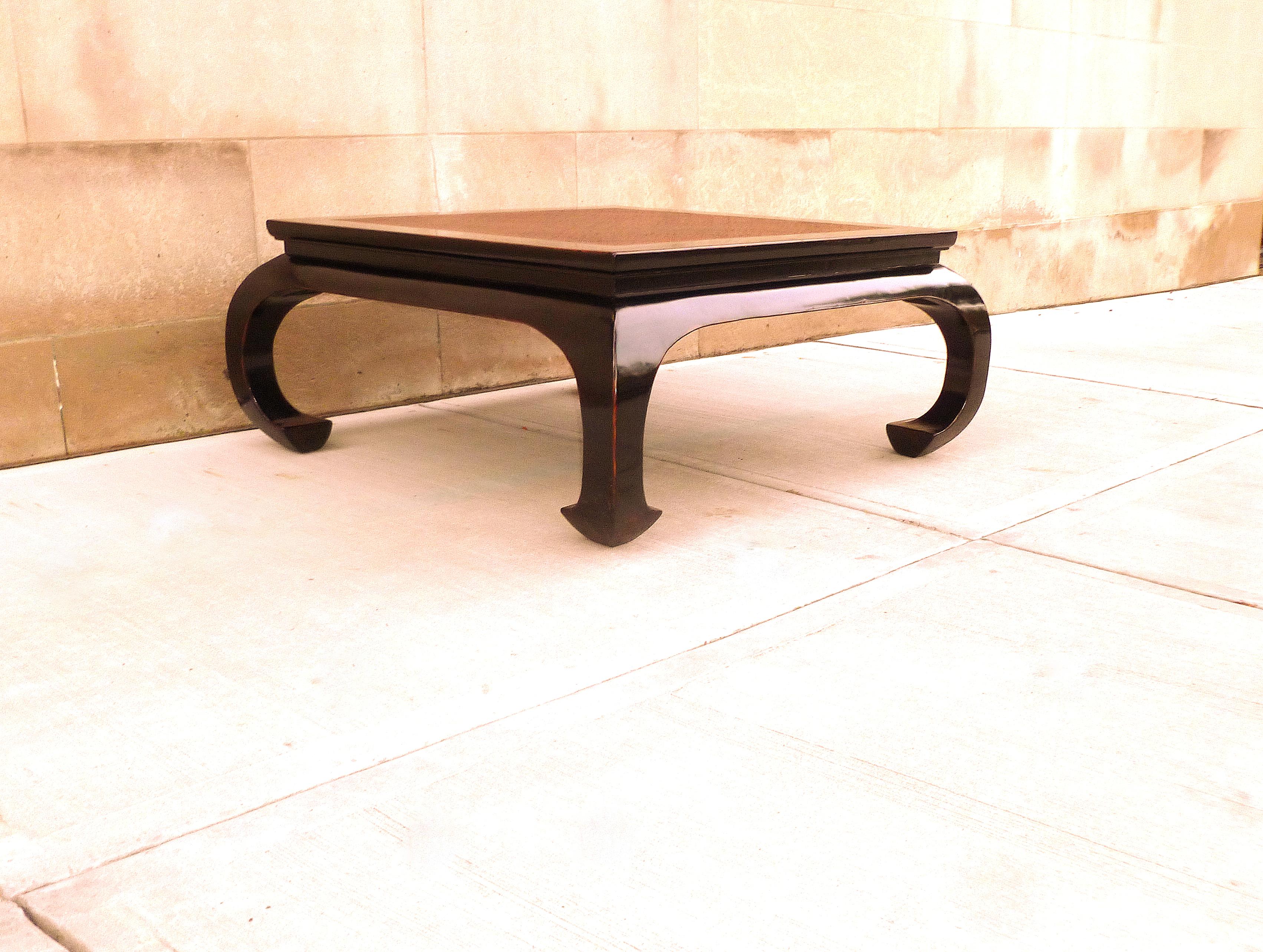 Chinese Fine Black Lacquer Low Table / Coffee Table with Hard Wood Canned Top