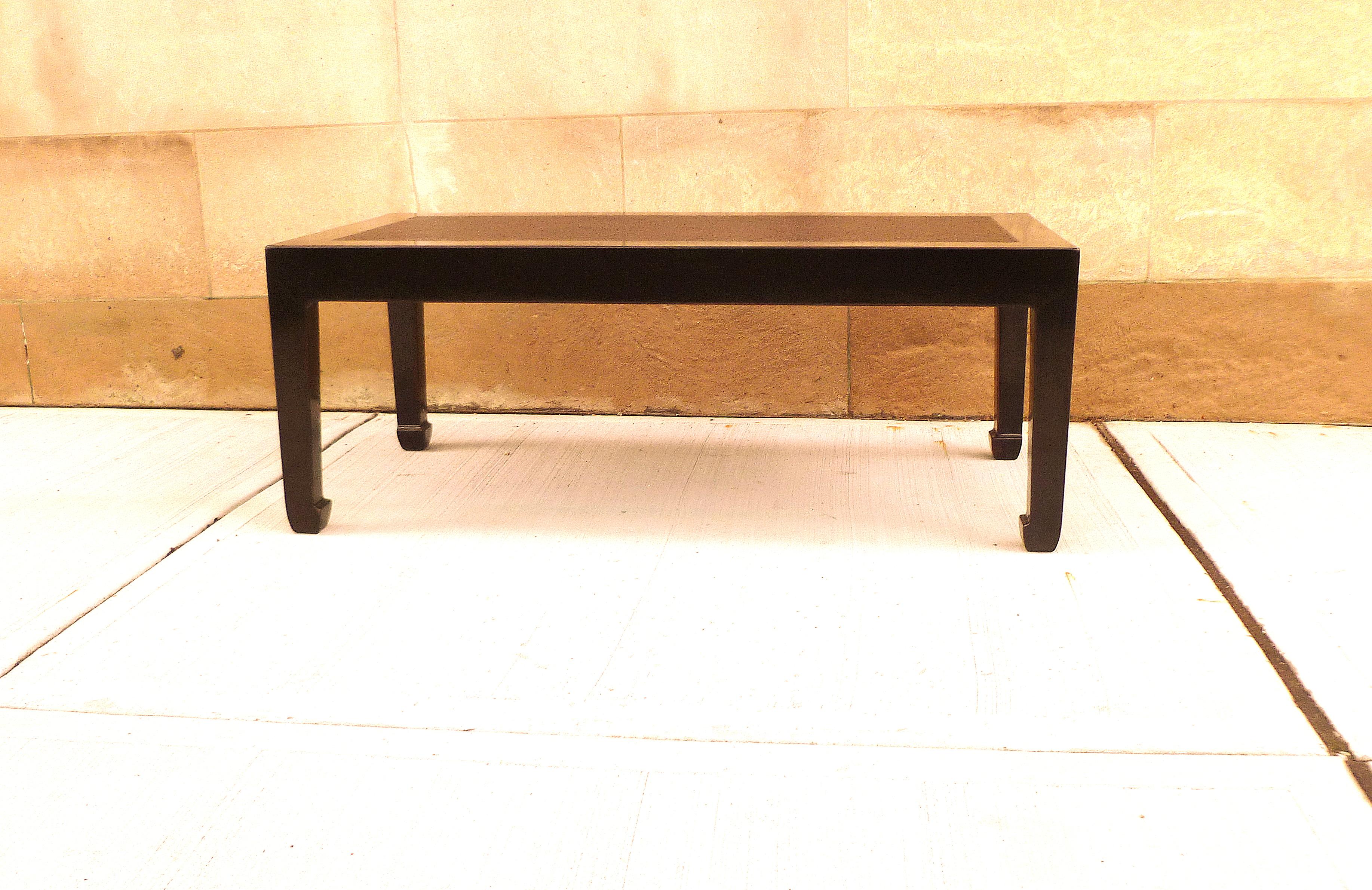 Chinese Fine Black Lacquer Low Table with Canned Top