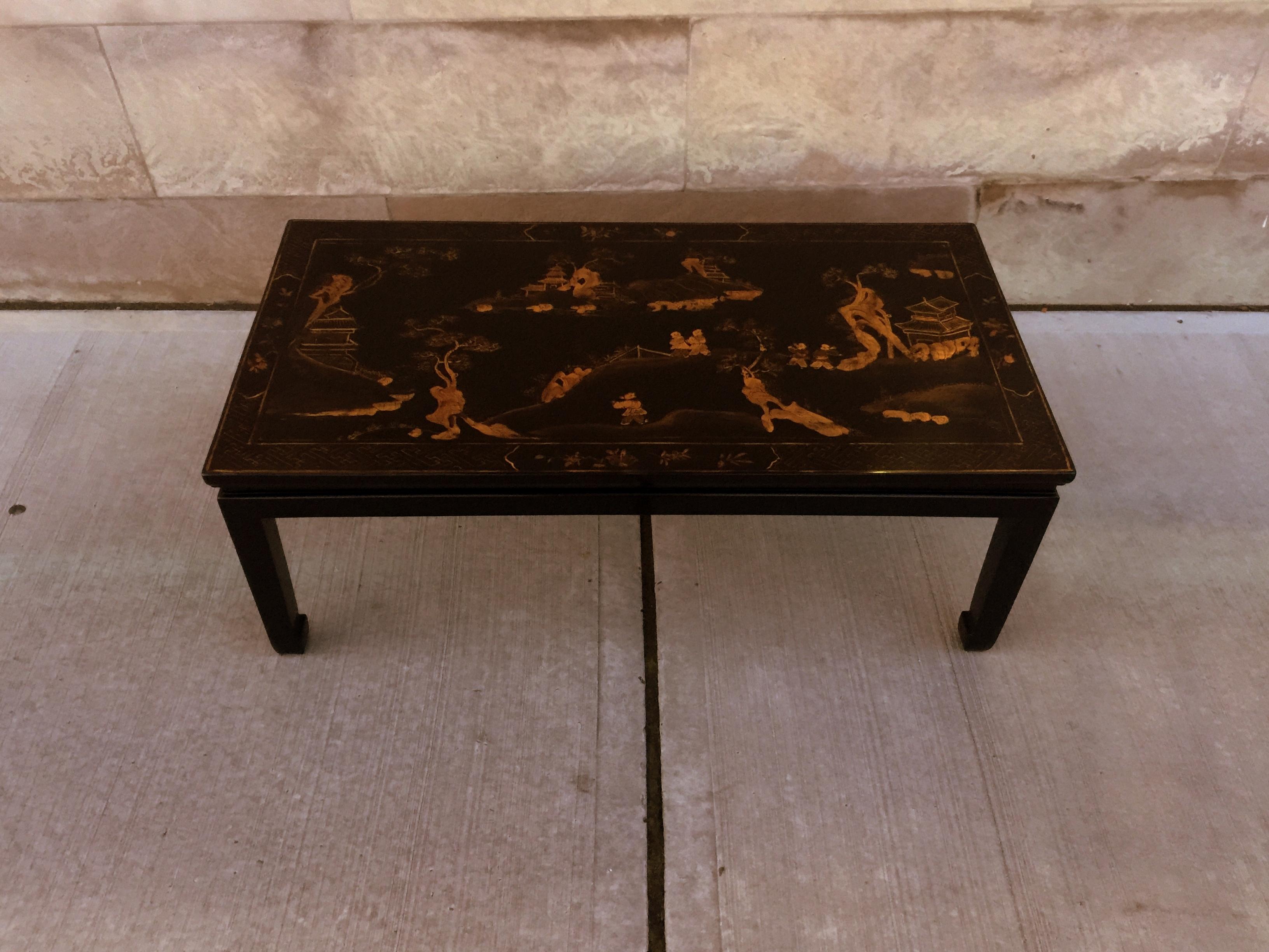 Fine Black Lacquer Low Table with Gilt Motif For Sale 1