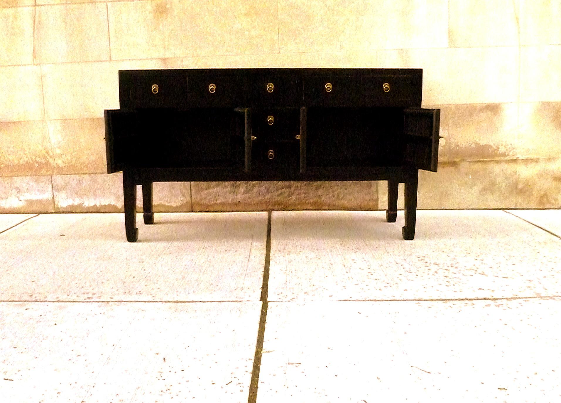 Fine Black Lacquer Sideboard 3
