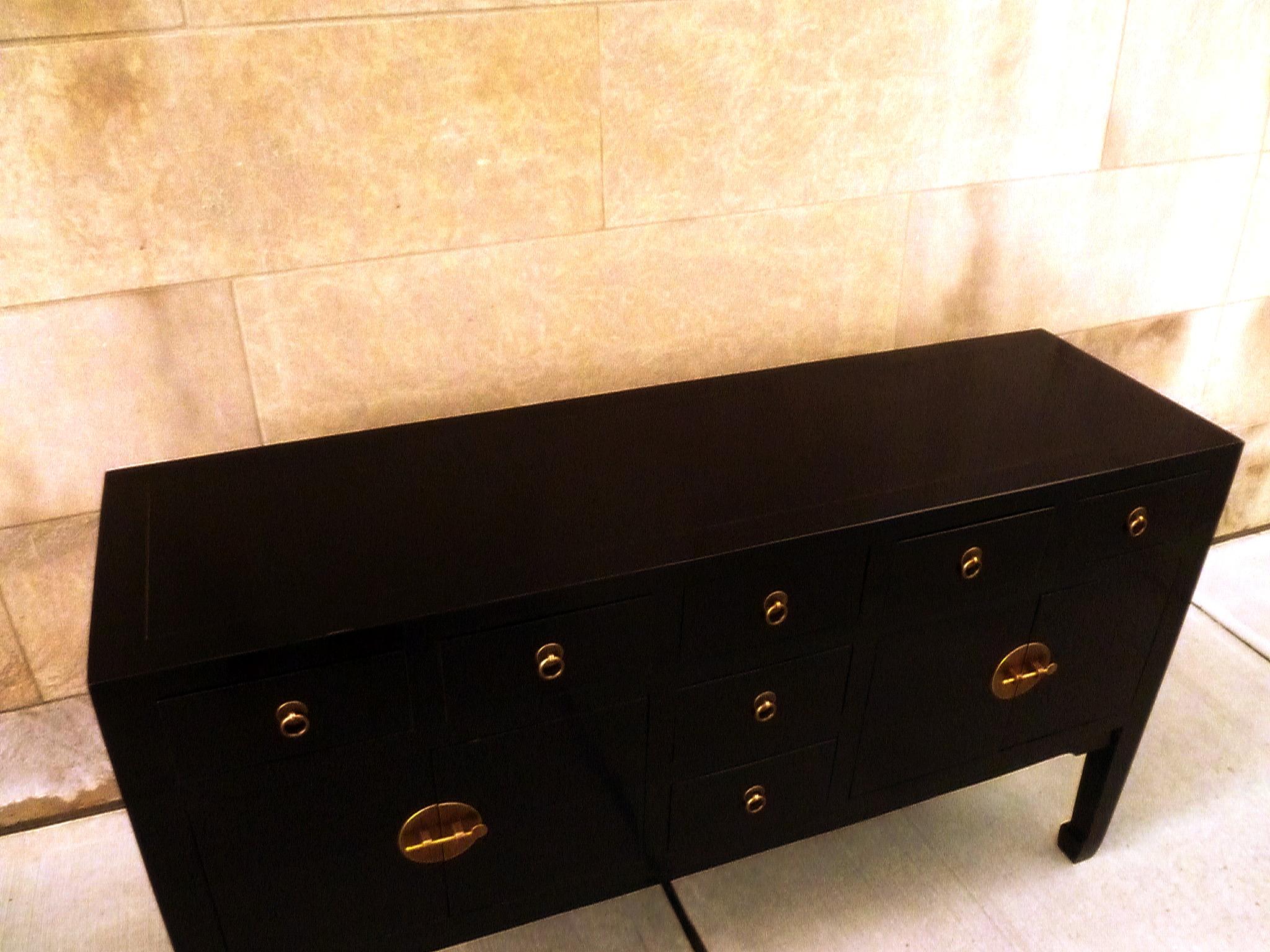 Fine Black Lacquer Sideboard 2