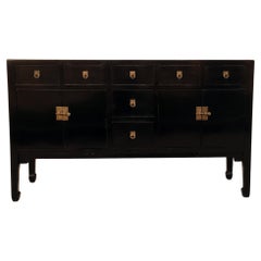 Sideboard aus schwarzem lackiertem Lack