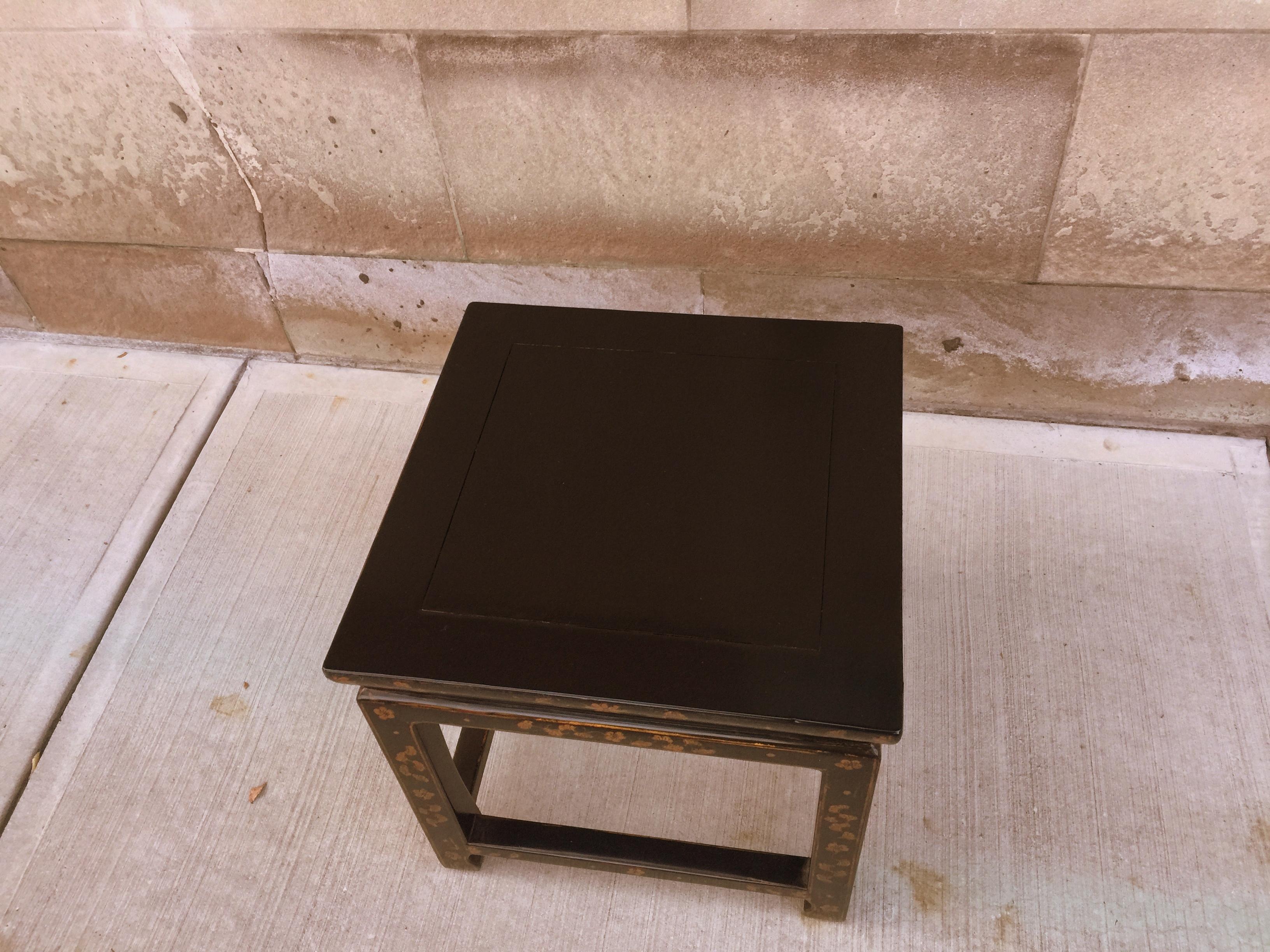 Fine Black Lacquer Stool / End Table 4